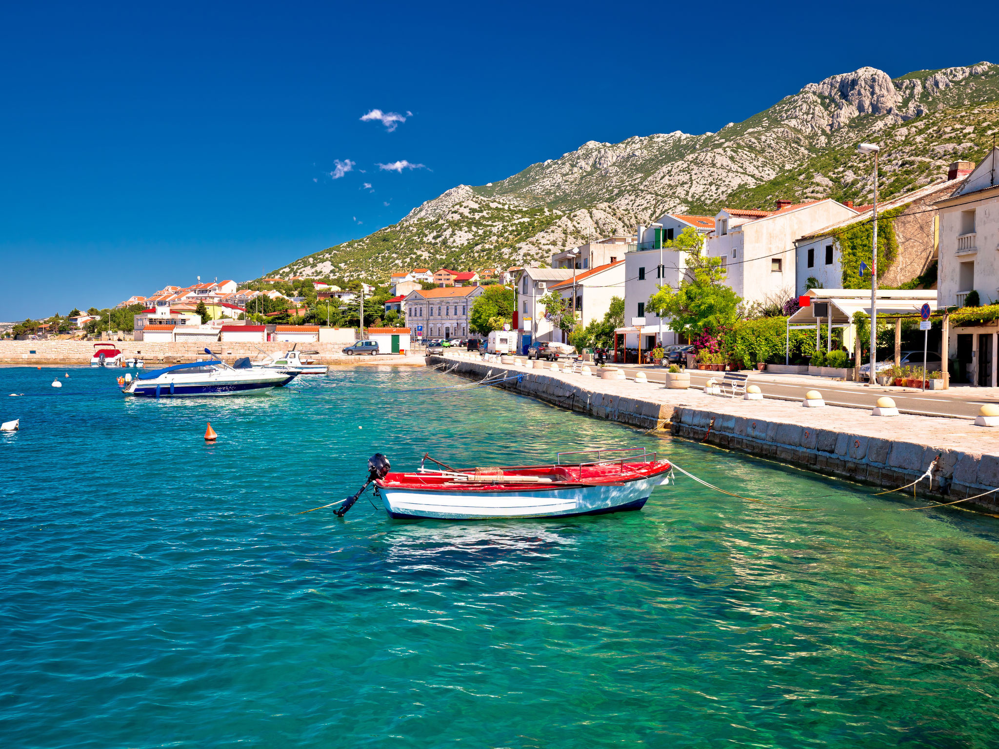 Kamena kuća-Area