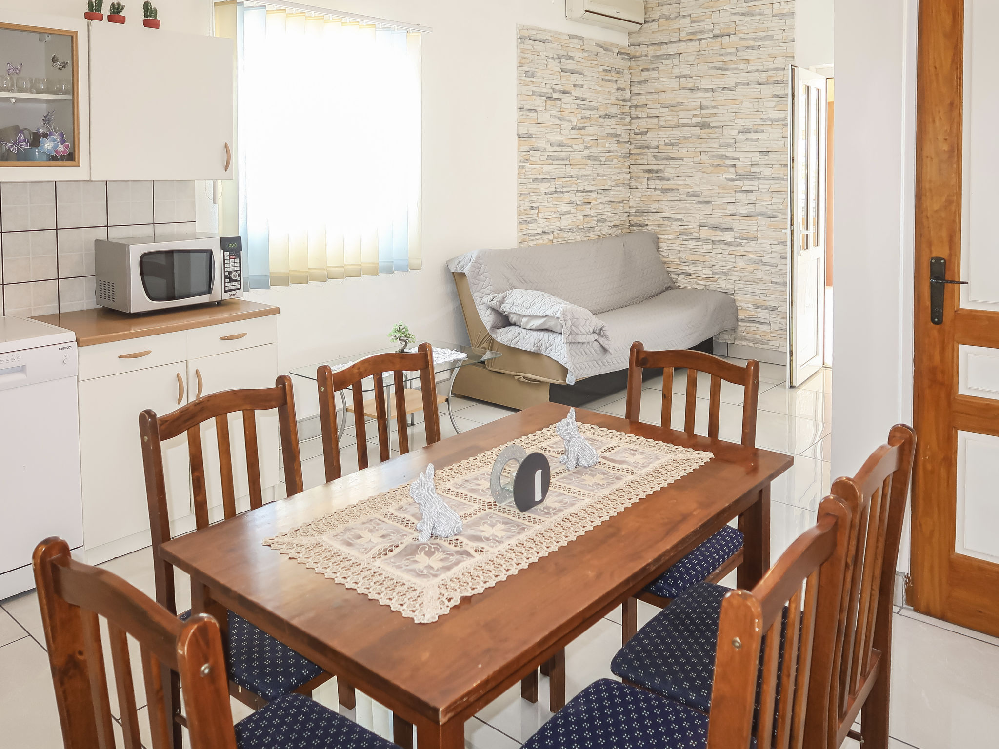 Appartement Golic – Cuisine et coin repas, photo 6 sur 32
