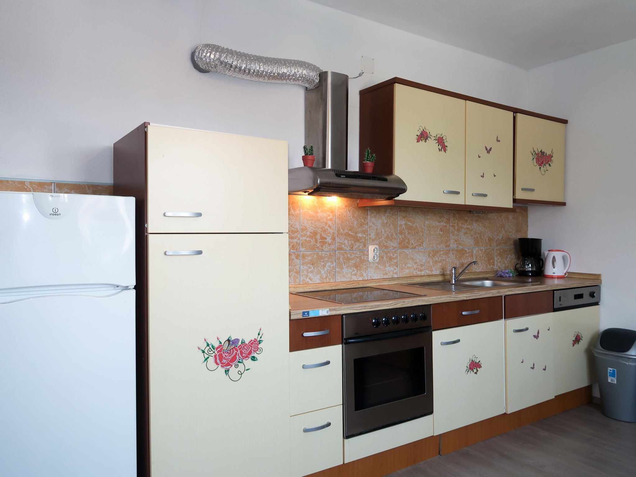 Appartement Golic – Cuisine et coin repas, photo 11 sur 24