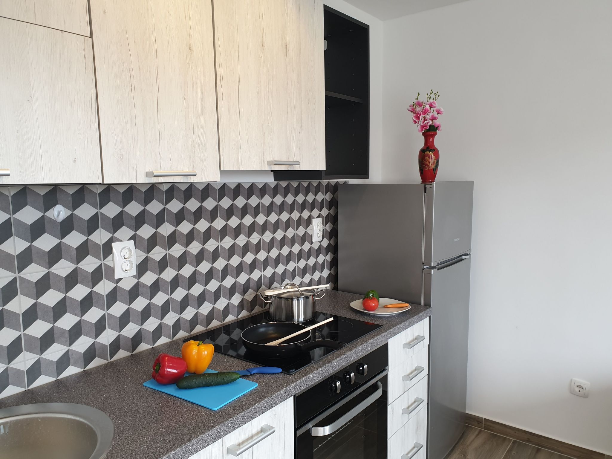 Wohnung in Cesarica mit Privater Terrasse-Drinnen