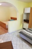 Knusse studio voor 1 persoon op 150m van zee in Karlobag - thumbnail 5