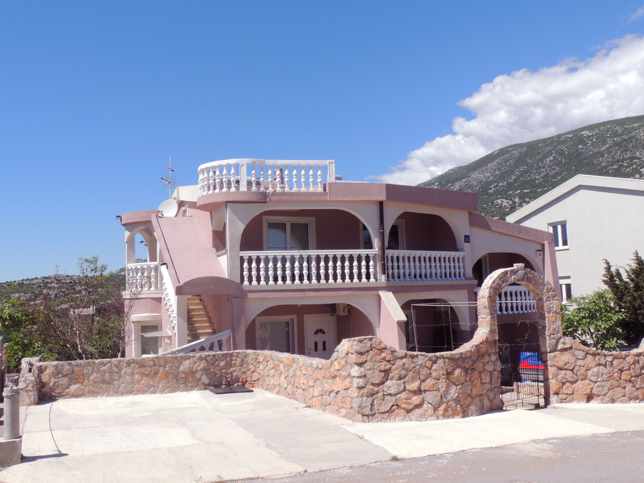 Studio für zwei Personen mit Balkon