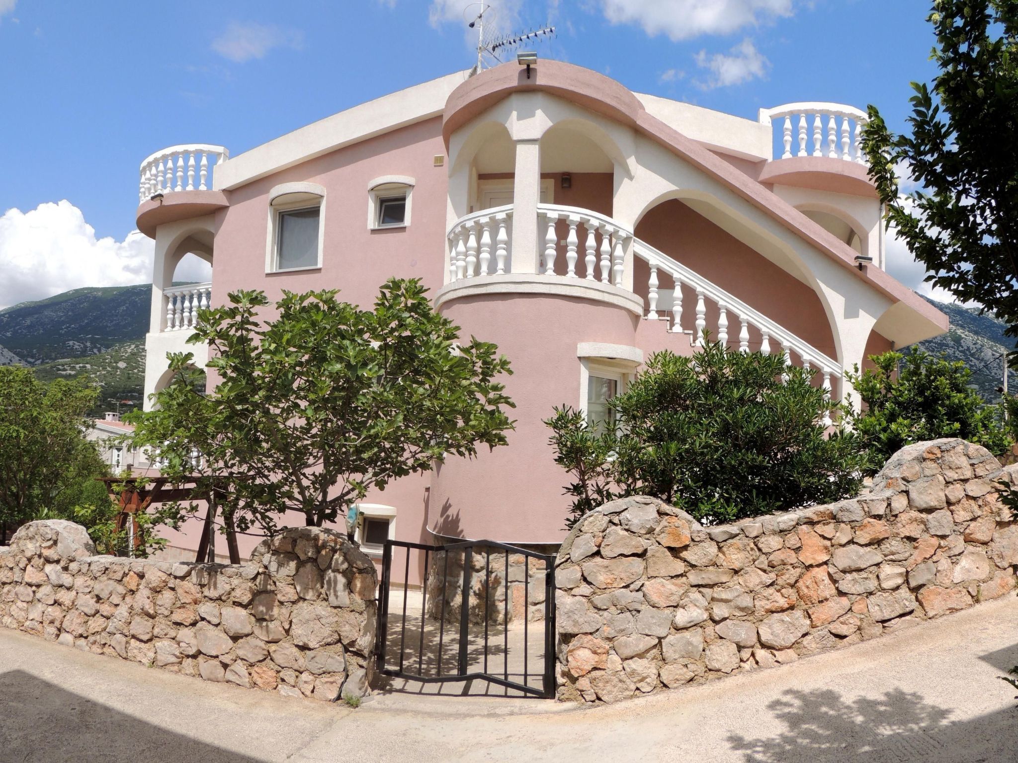 Wohnung "Tea" mit Garten, Grill und Terrasse – Karlobag – Kvarner Bucht