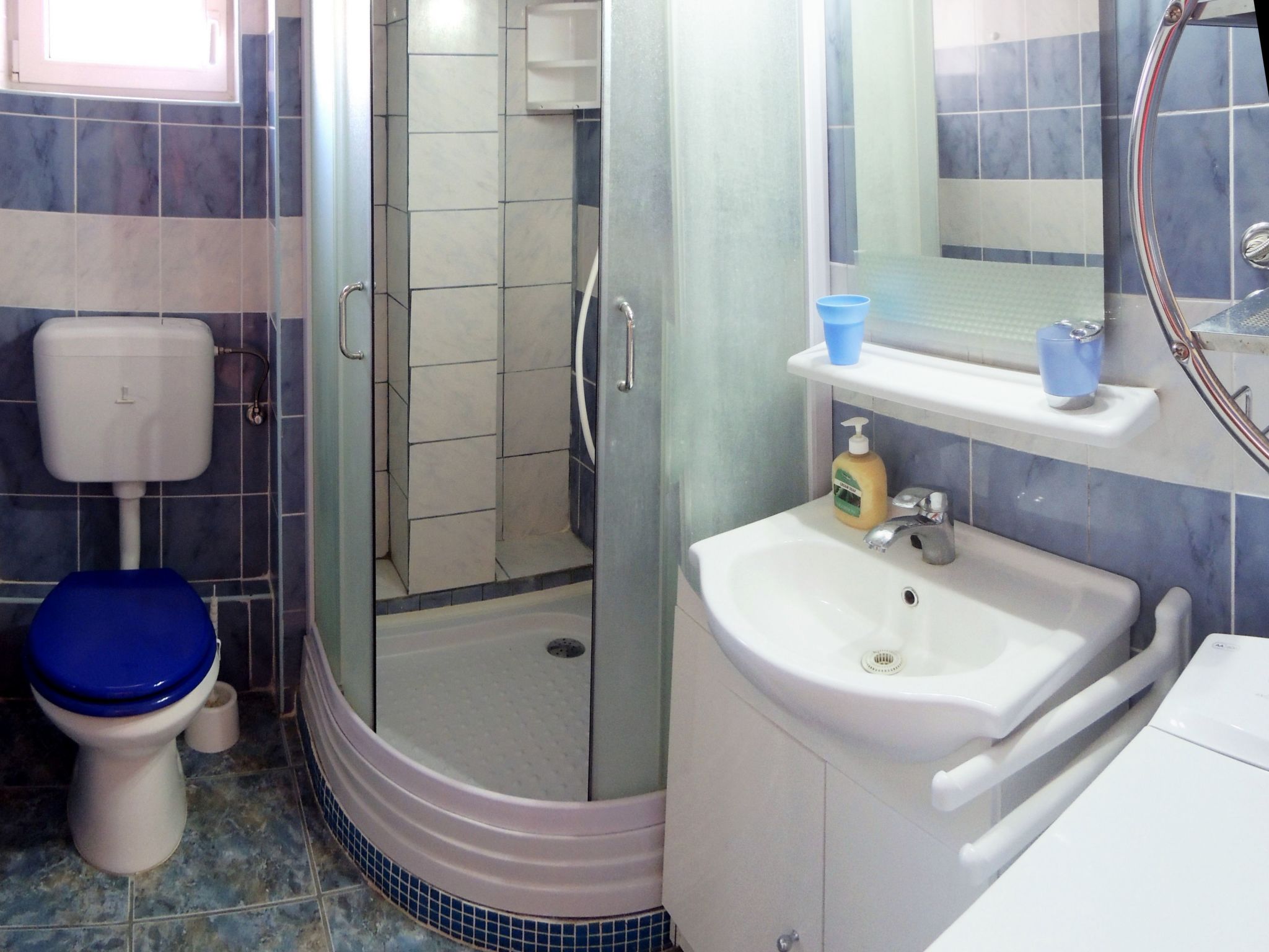 Wohnung "Tea" mit Garten, Grill und Terrasse-Drinnen