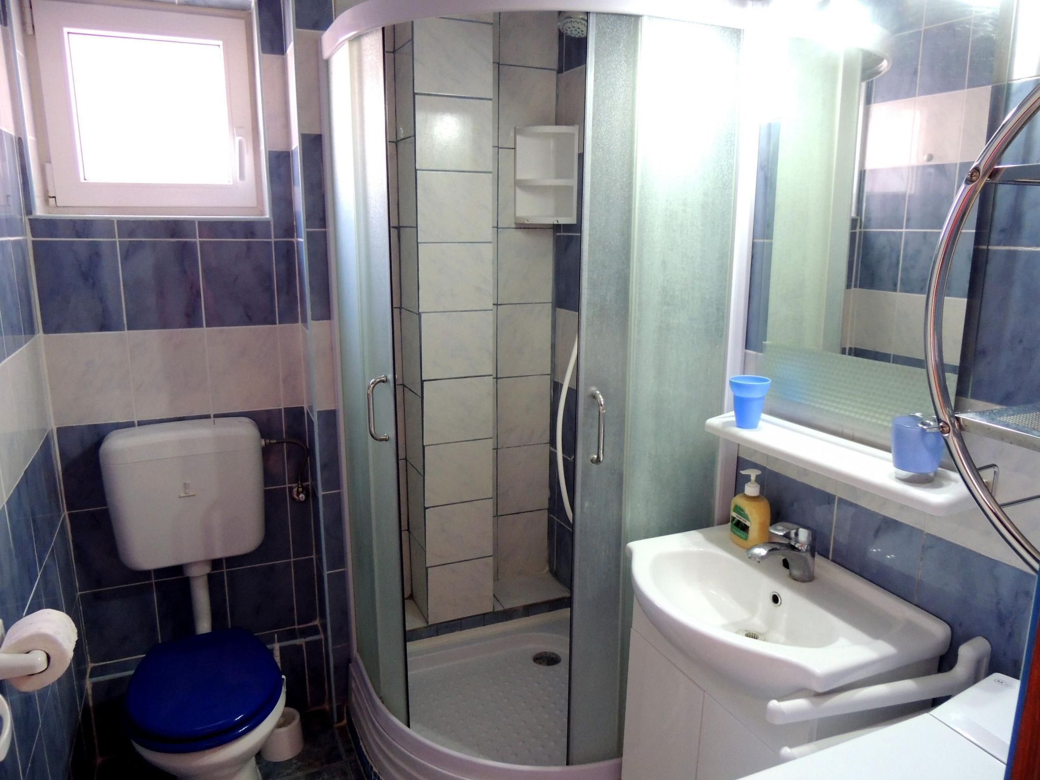 Wohnung "Tea" mit Garten, Grill und Terrasse-Drinnen