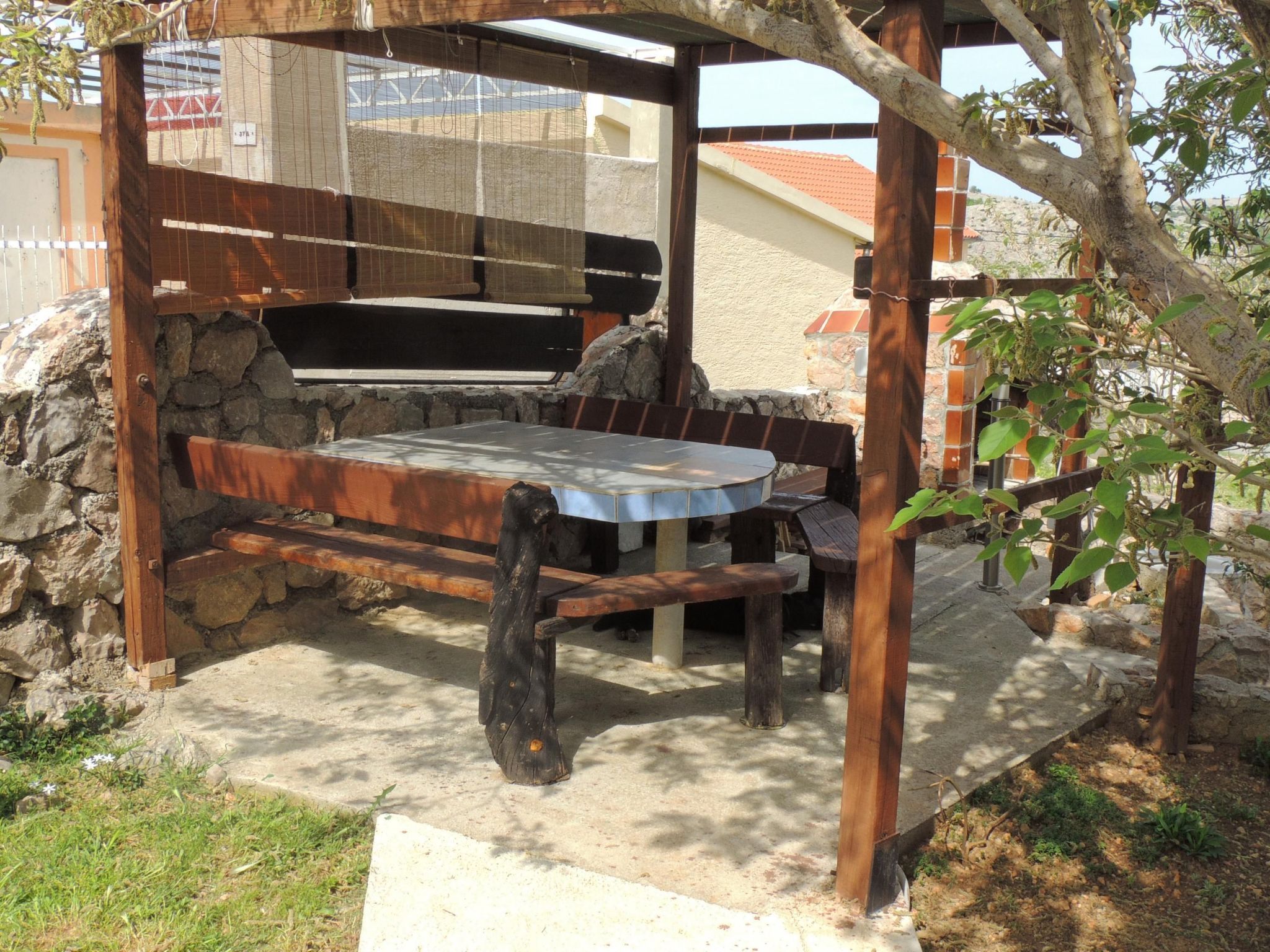 Wohnung "Tea" mit Garten, Grill und Terrasse-Draußen