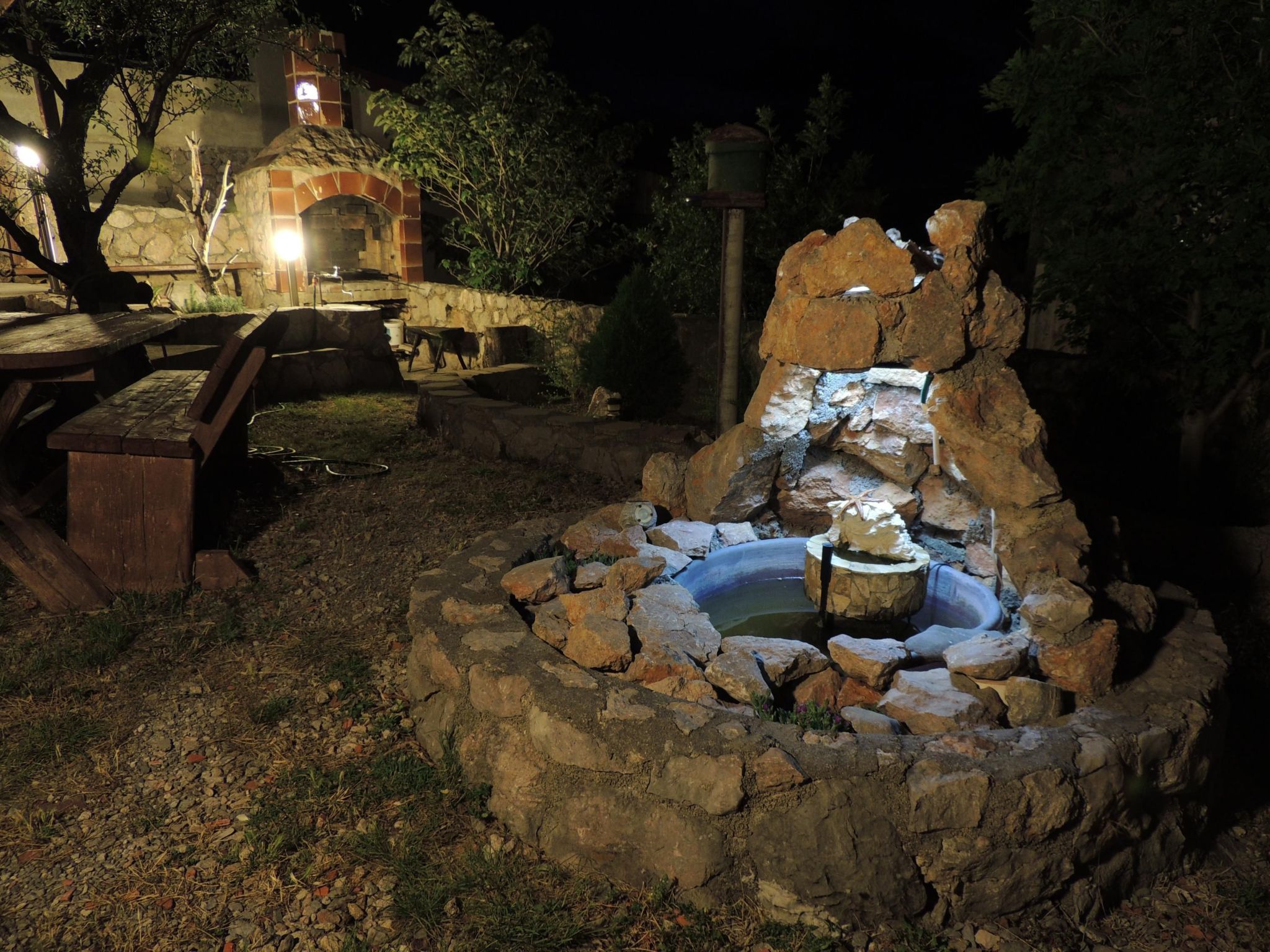 Wohnung "Tea" mit Garten, Grill und Terrasse-Draußen