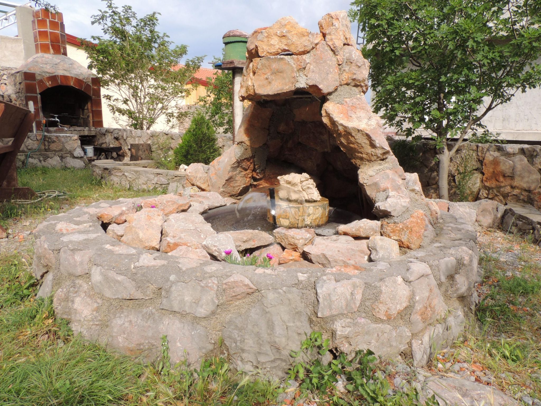 Wohnung "Tea" mit Garten, Grill und Terrasse-Draußen