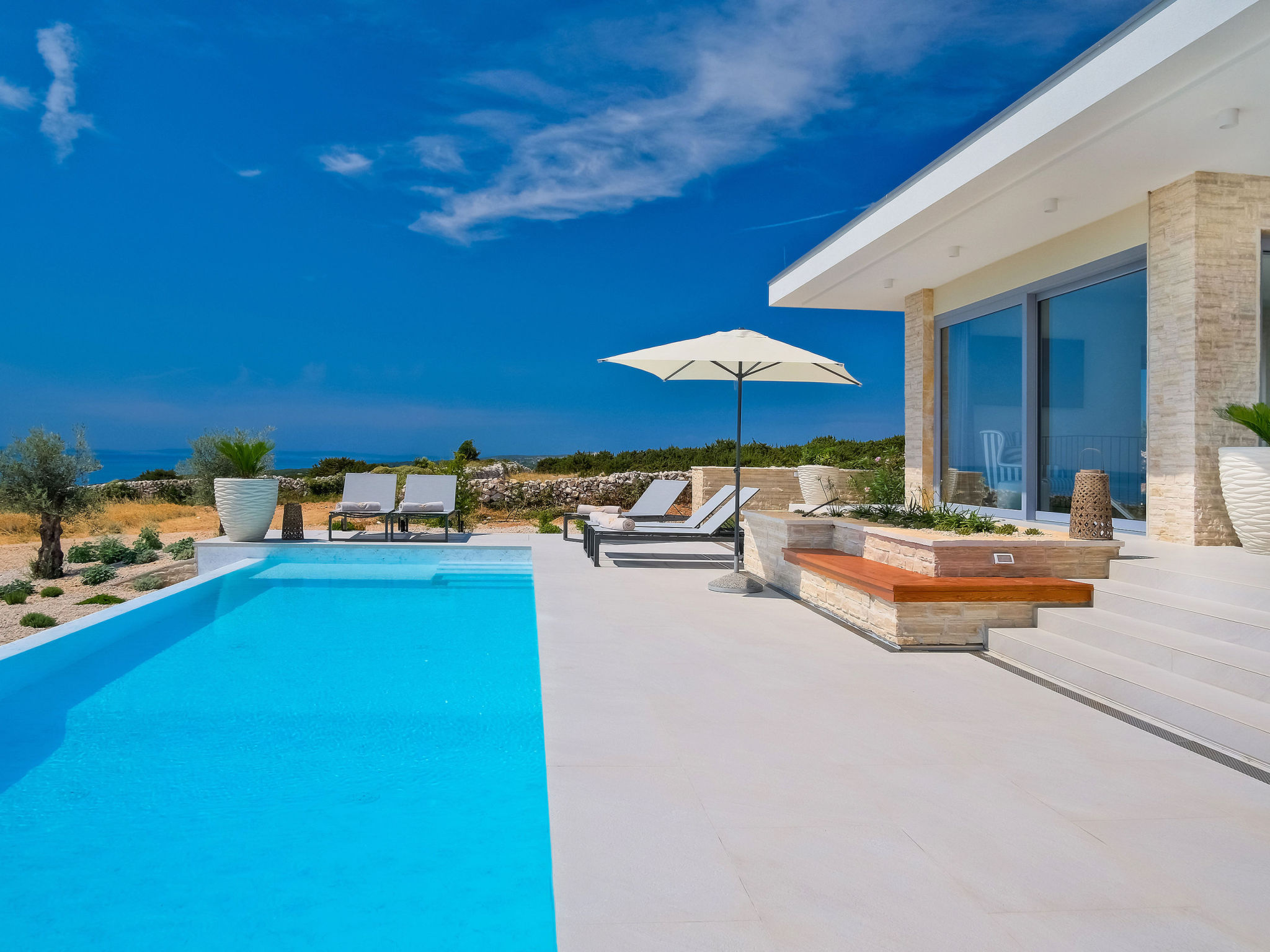 5* Luxury Seaview Villa Plant 3 with pool - Dedans