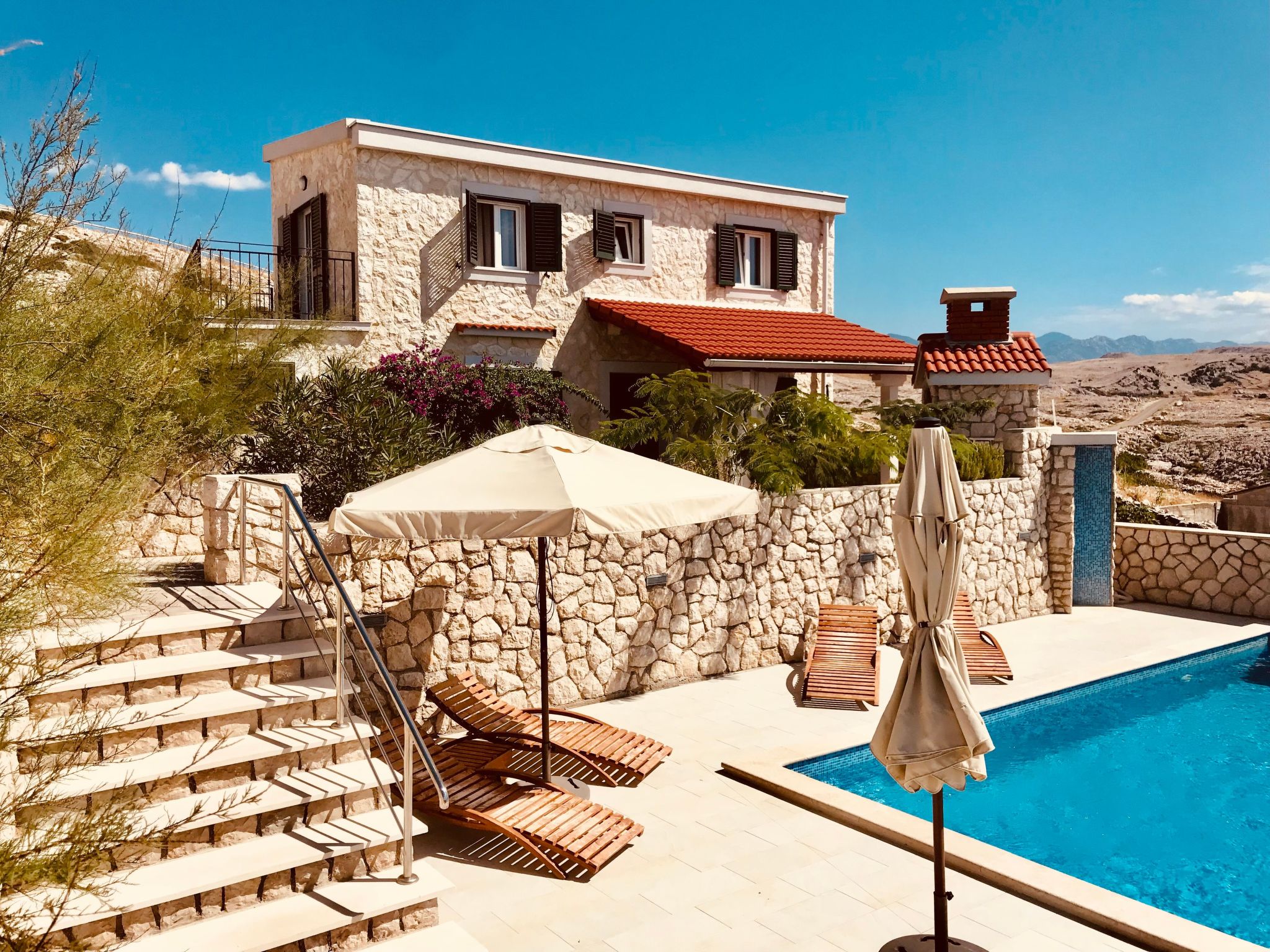 Villa Dražica mit beheiztem Pool - ruhige Lage-Drinnen