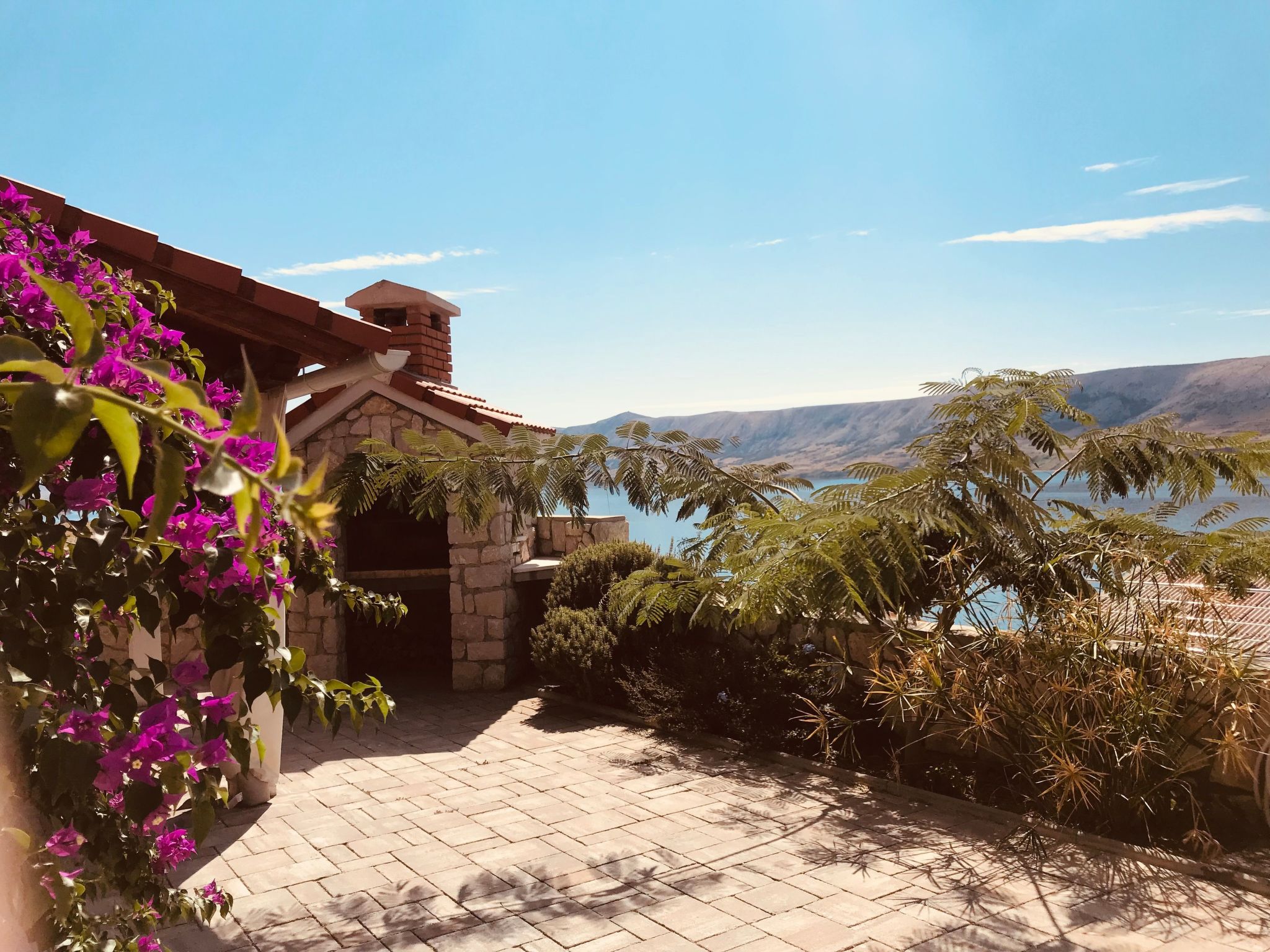 Villa Dražica mit beheiztem Pool - ruhige Lage-Drinnen