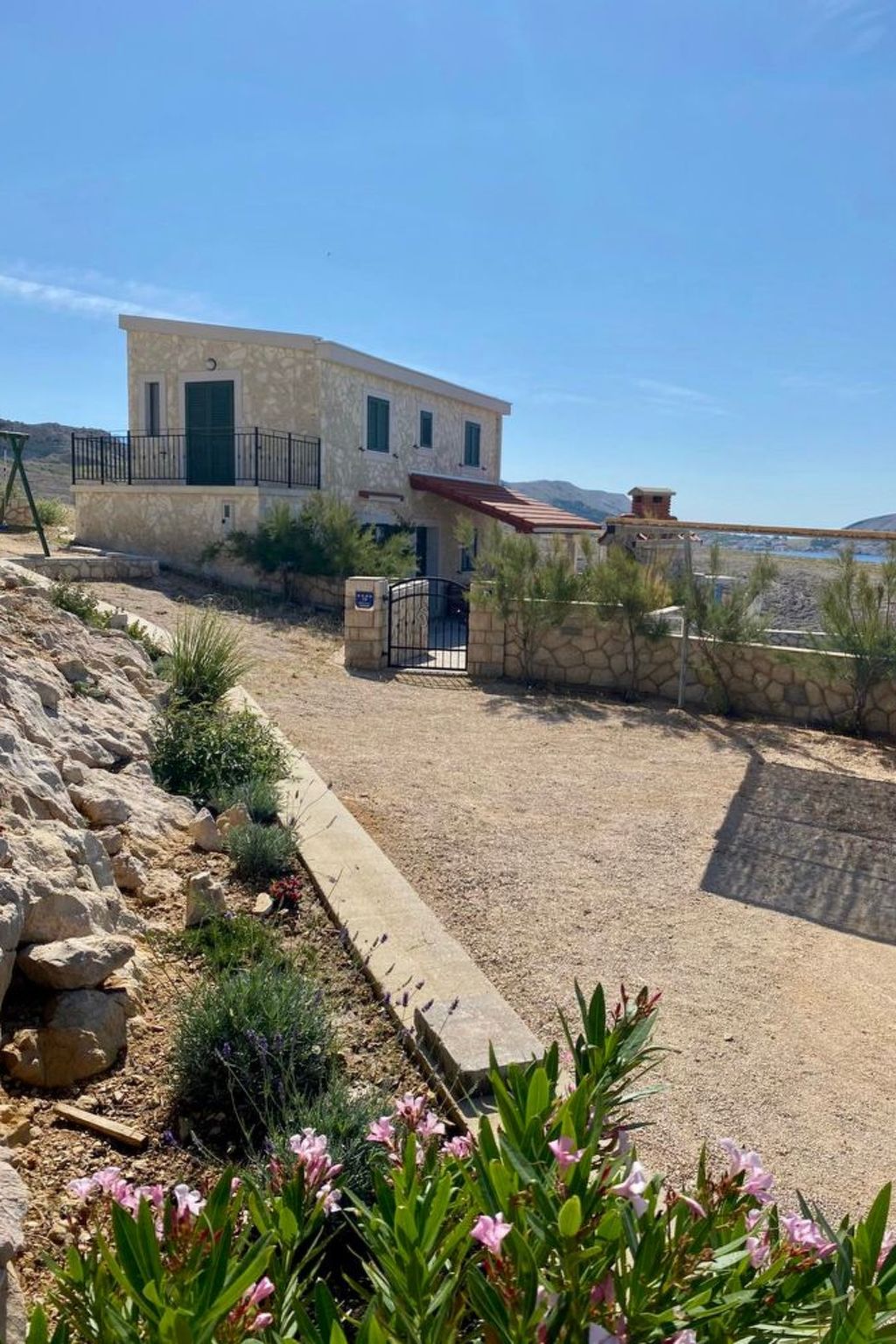 Villa Dražica mit beheiztem Pool - ruhige Lage-Drinnen