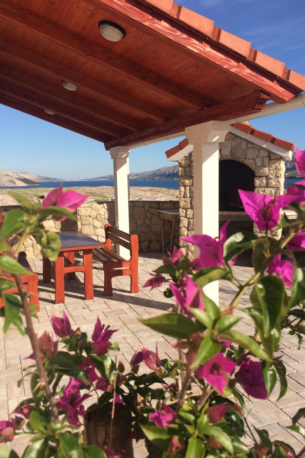 Villa Dražica mit beheiztem Pool - ruhige Lage-Drinnen