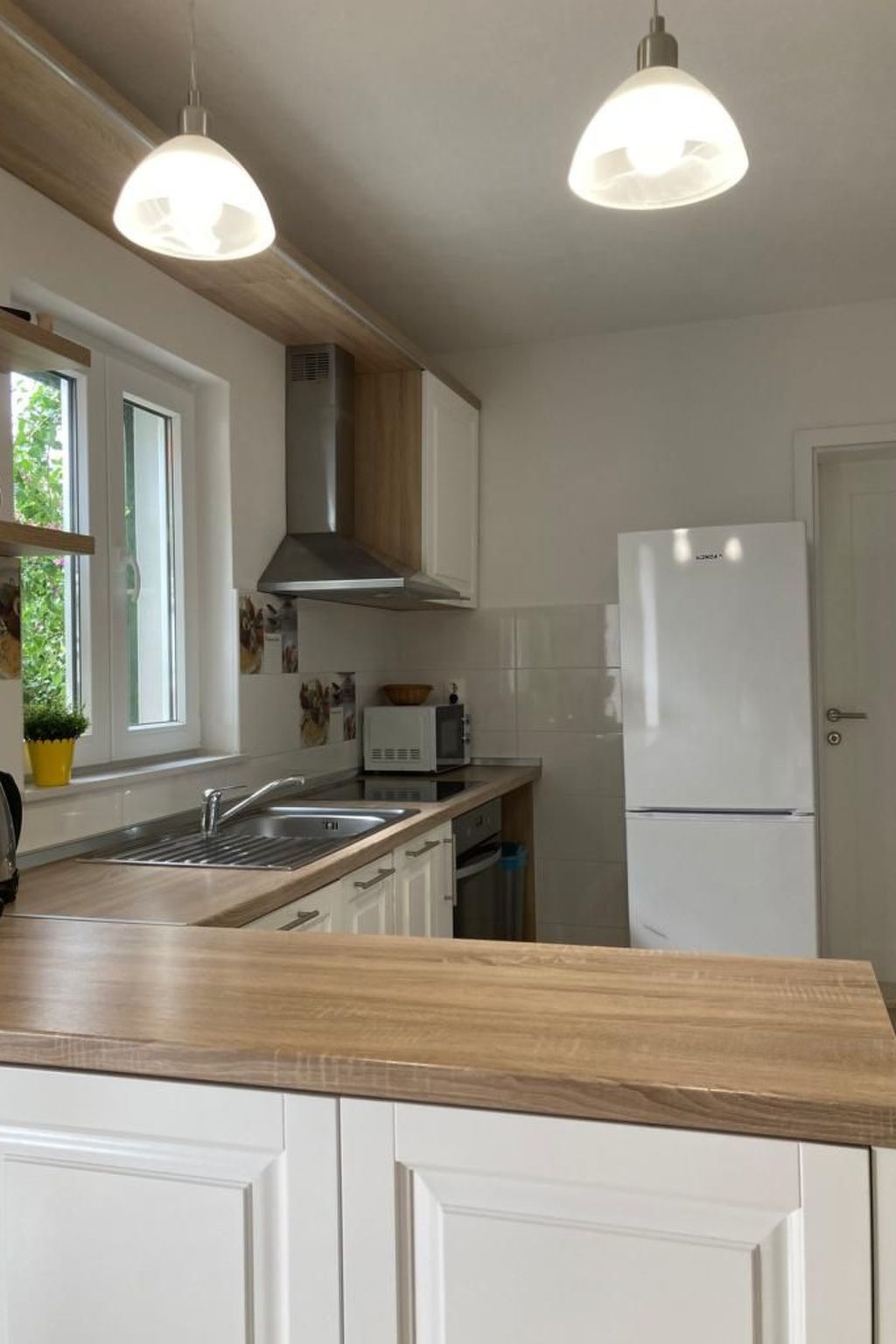 Villa Dražica mit beheiztem Pool - ruhige Lage-Drinnen