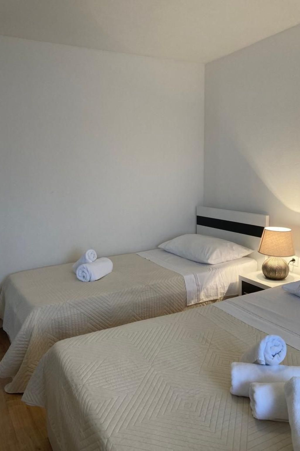 Villa Dražica mit beheiztem Pool - ruhige Lage-Drinnen