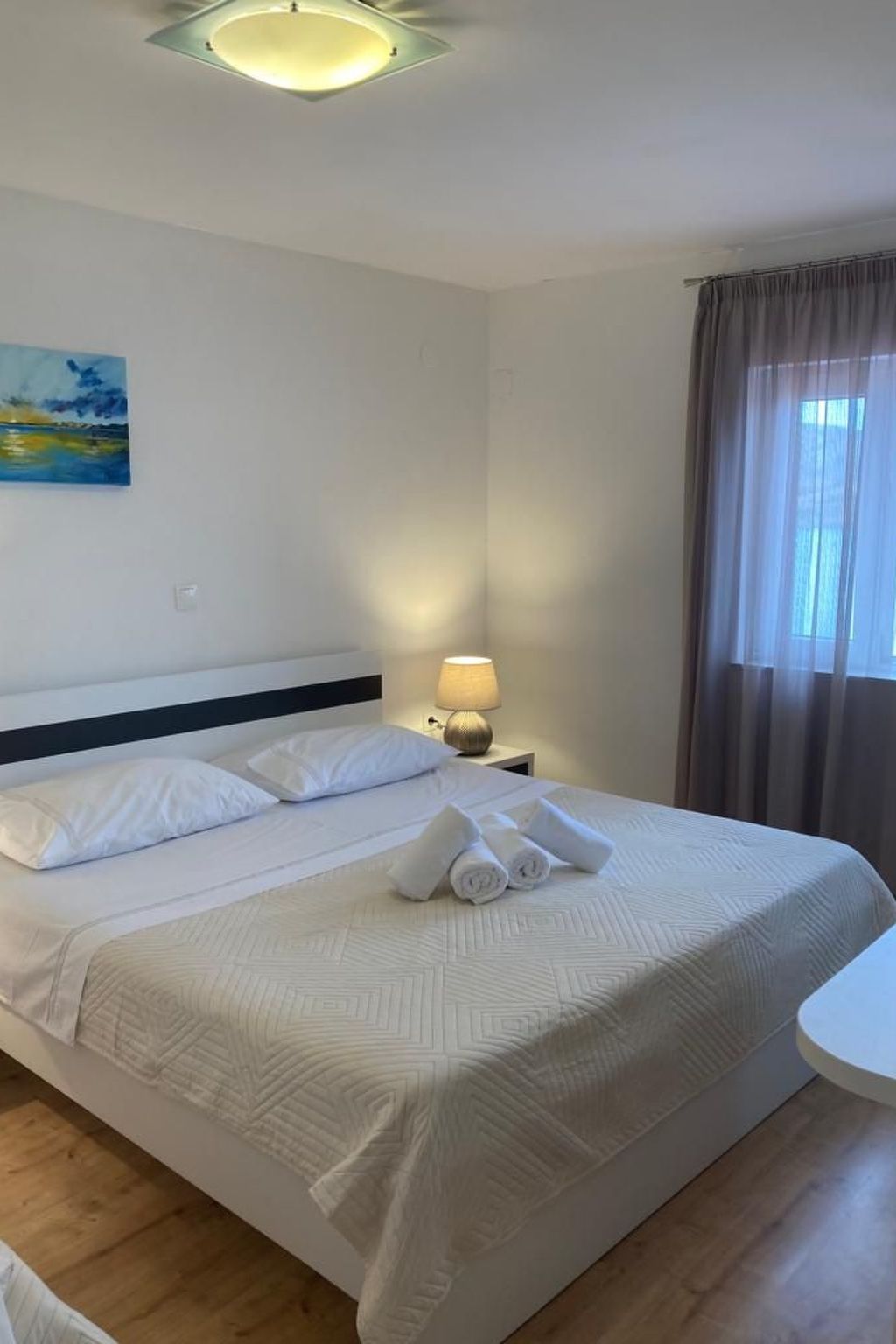 Villa Dražica mit beheiztem Pool - ruhige Lage-Drinnen