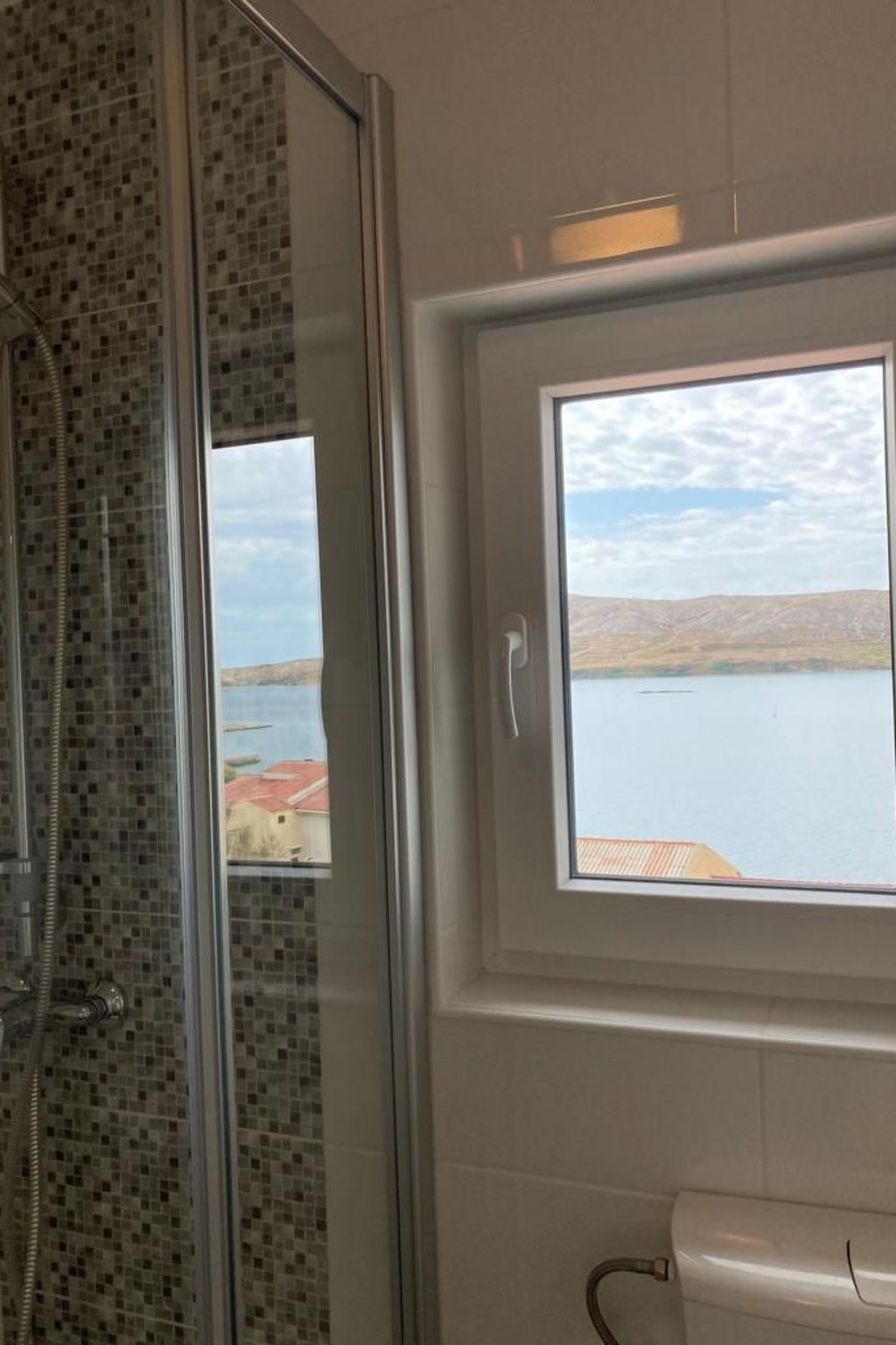 Villa Dražica mit beheiztem Pool - ruhige Lage-Drinnen