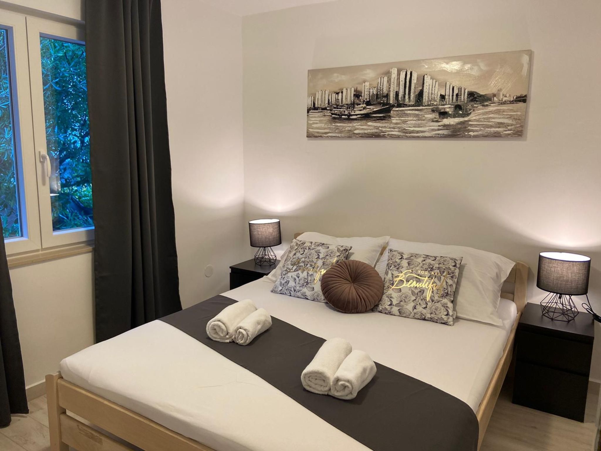 Darko-Image-tags.info