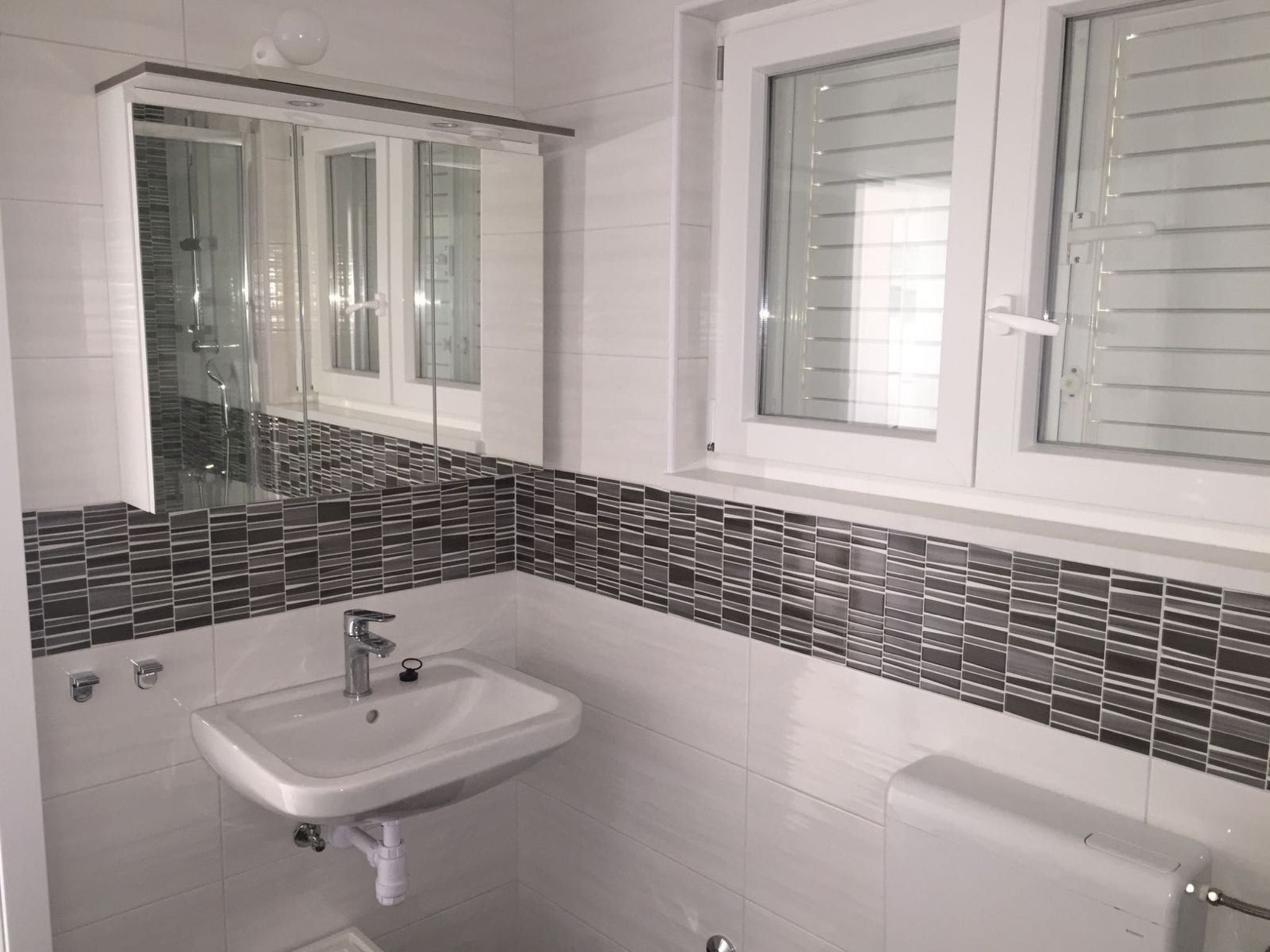 Darko-Image-tags.info