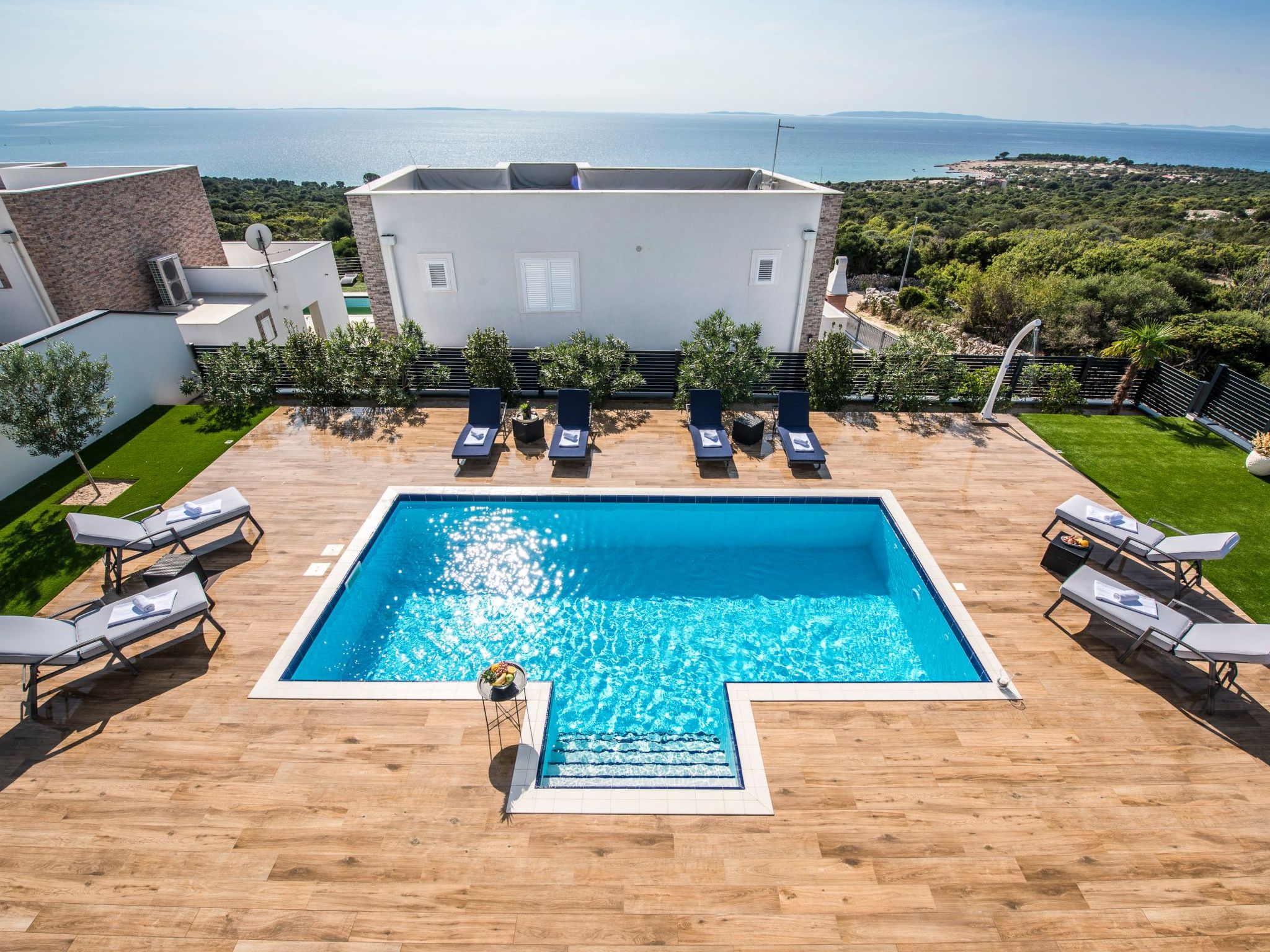 Luxuriöse Villen Royal II-Image-tags.info