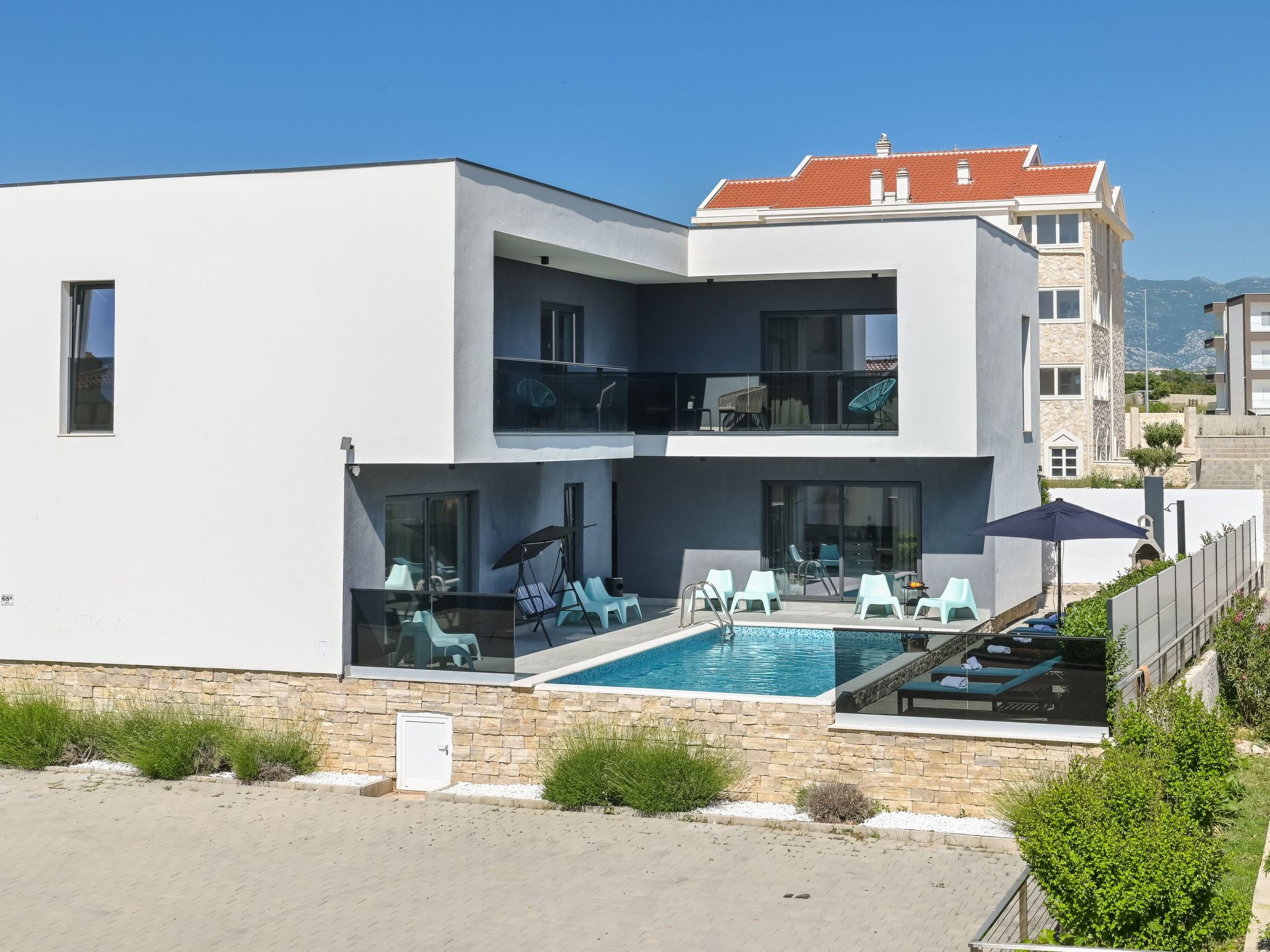 Mit Privatpool für 16 Personen ca. 160 m&sup2; in Novalja, Adriaküste Kroatien