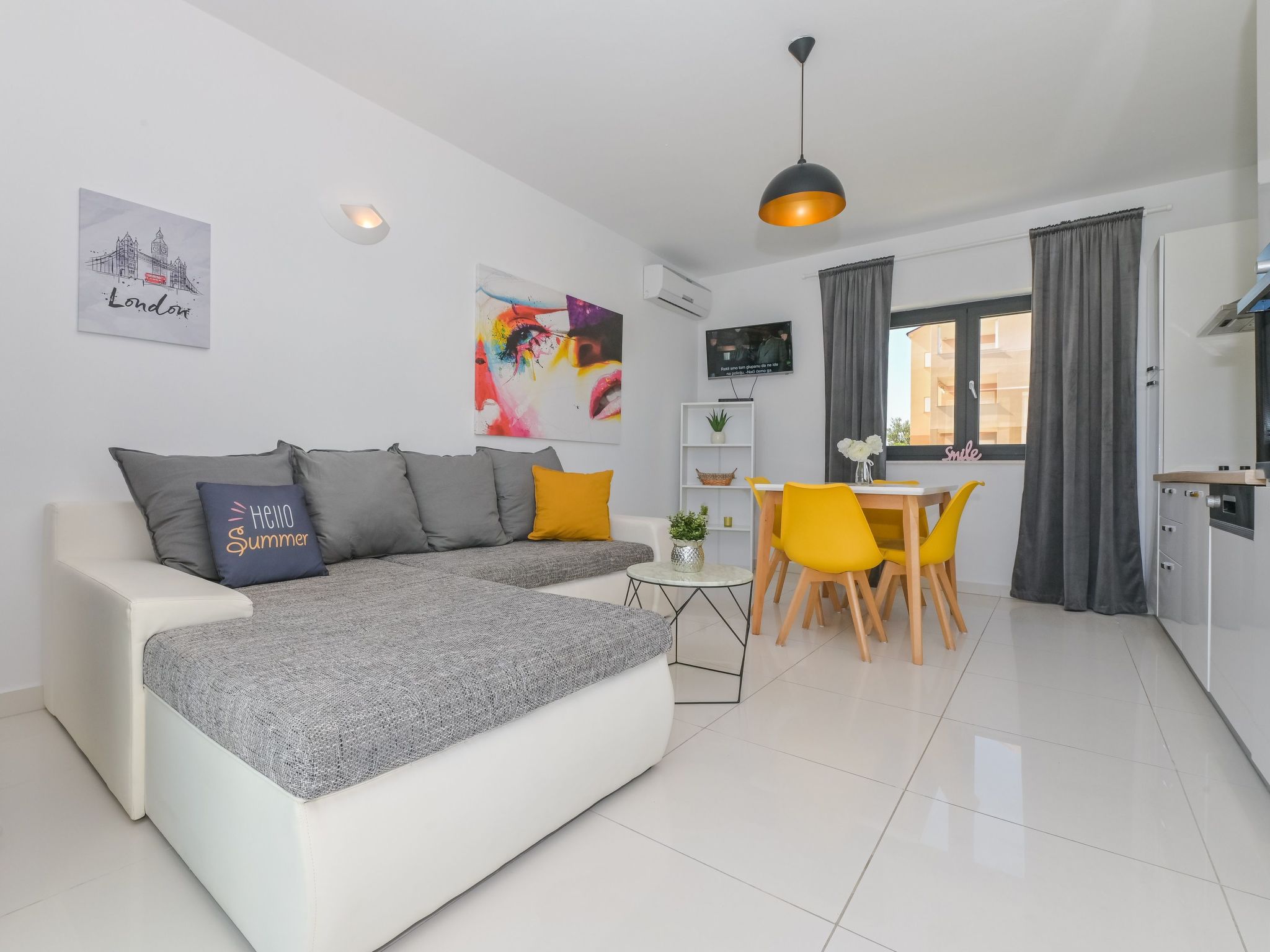 Mit Privatpool für 16 Personen ca. 160 m&sup2; in Novalja, Adriaküste Kroatien-Image-tags.info