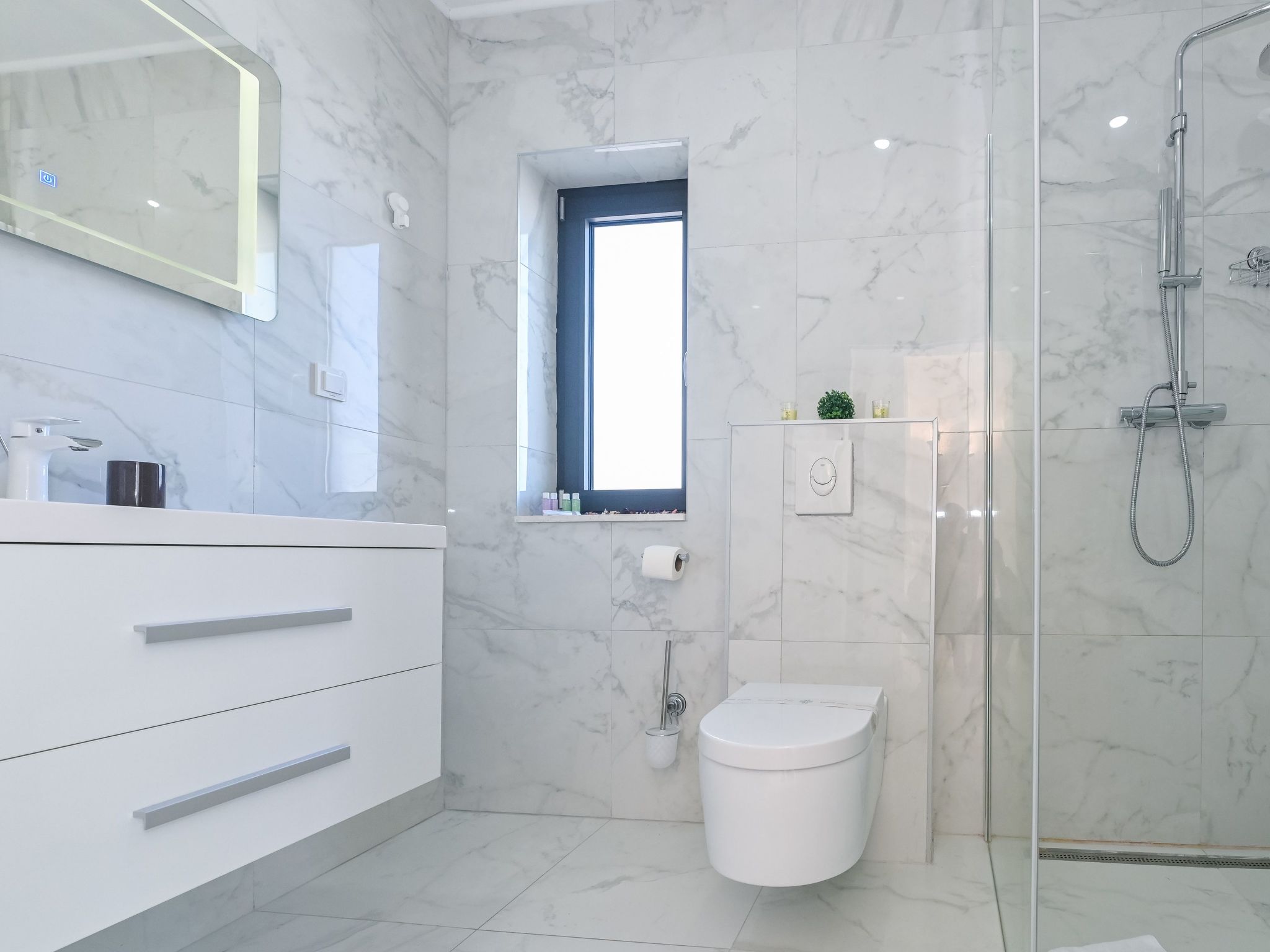 Mit Privatpool für 16 Personen ca. 160 m&sup2; in Novalja, Adriaküste Kroatien-Image-tags.info