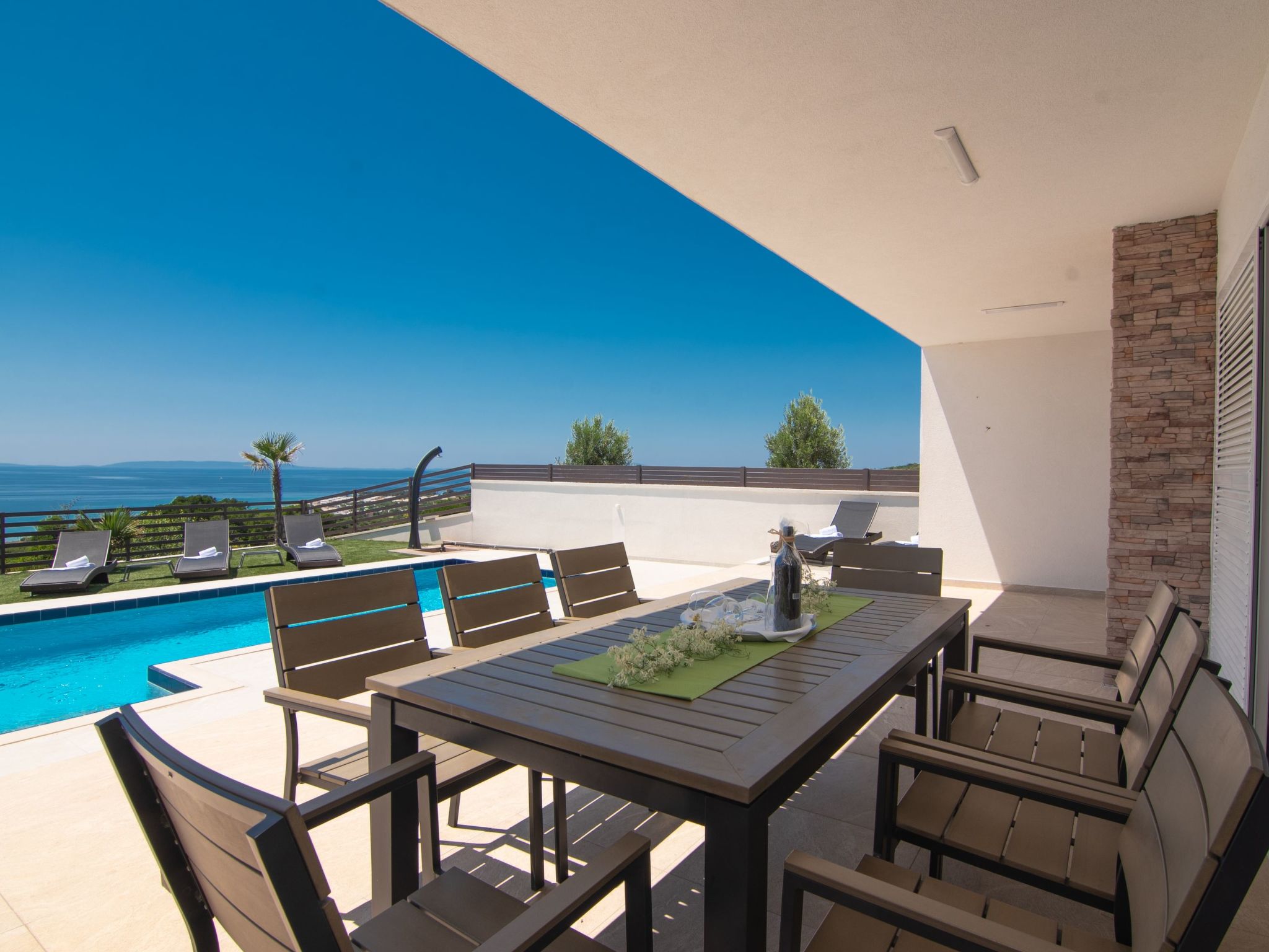 Luxuriöse Villa Royal I mit privatem Pool A5-Image-tags.info