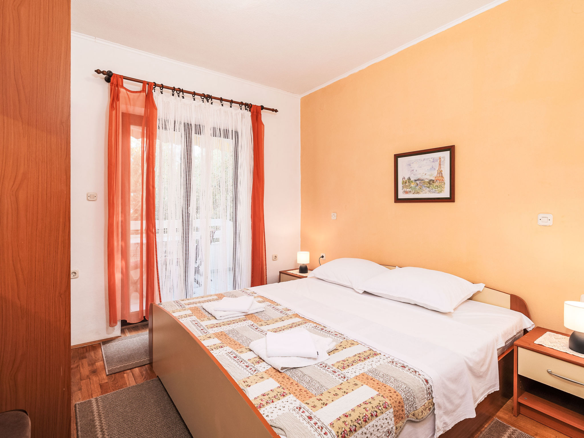 Maison mit privatem Garten und Grill – Chambre, photo 5 sur 14