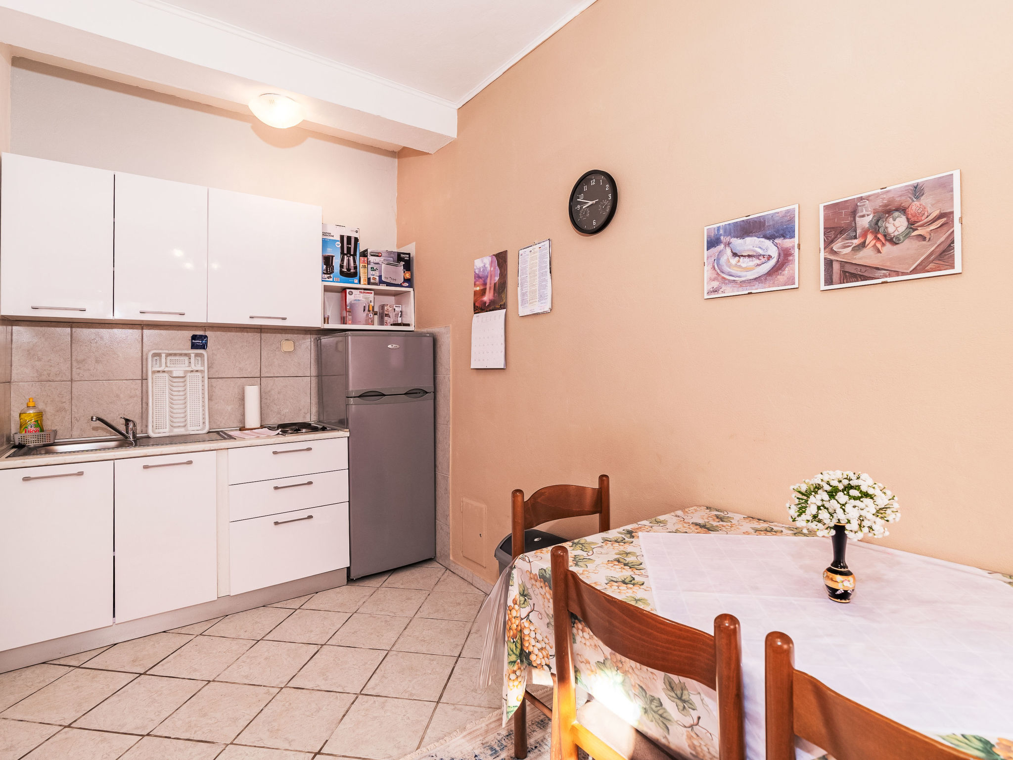 Maison mit privatem Garten und Grill – Cuisine et coin repas, photo 9 sur 14