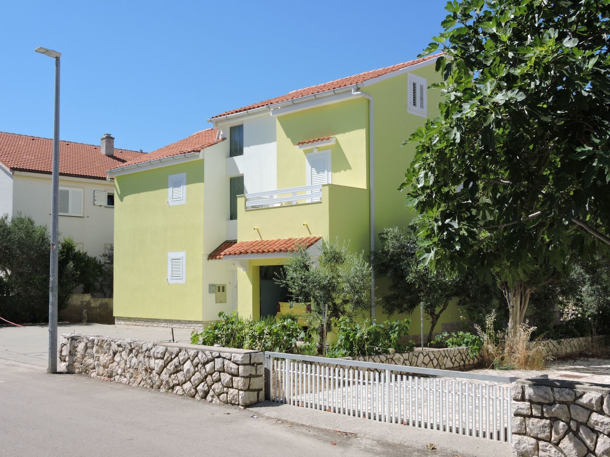 Apartment 1-Image-tags.info