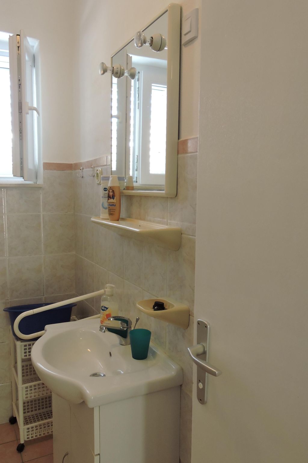 Apartment 1-Image-tags.info