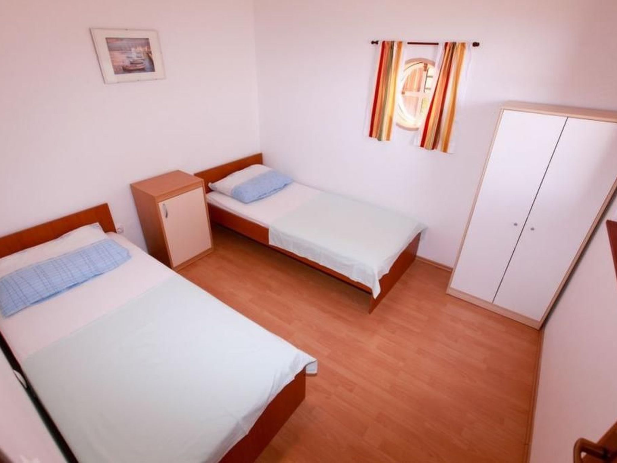 Appartement mit Terrasse-Image-tags.info