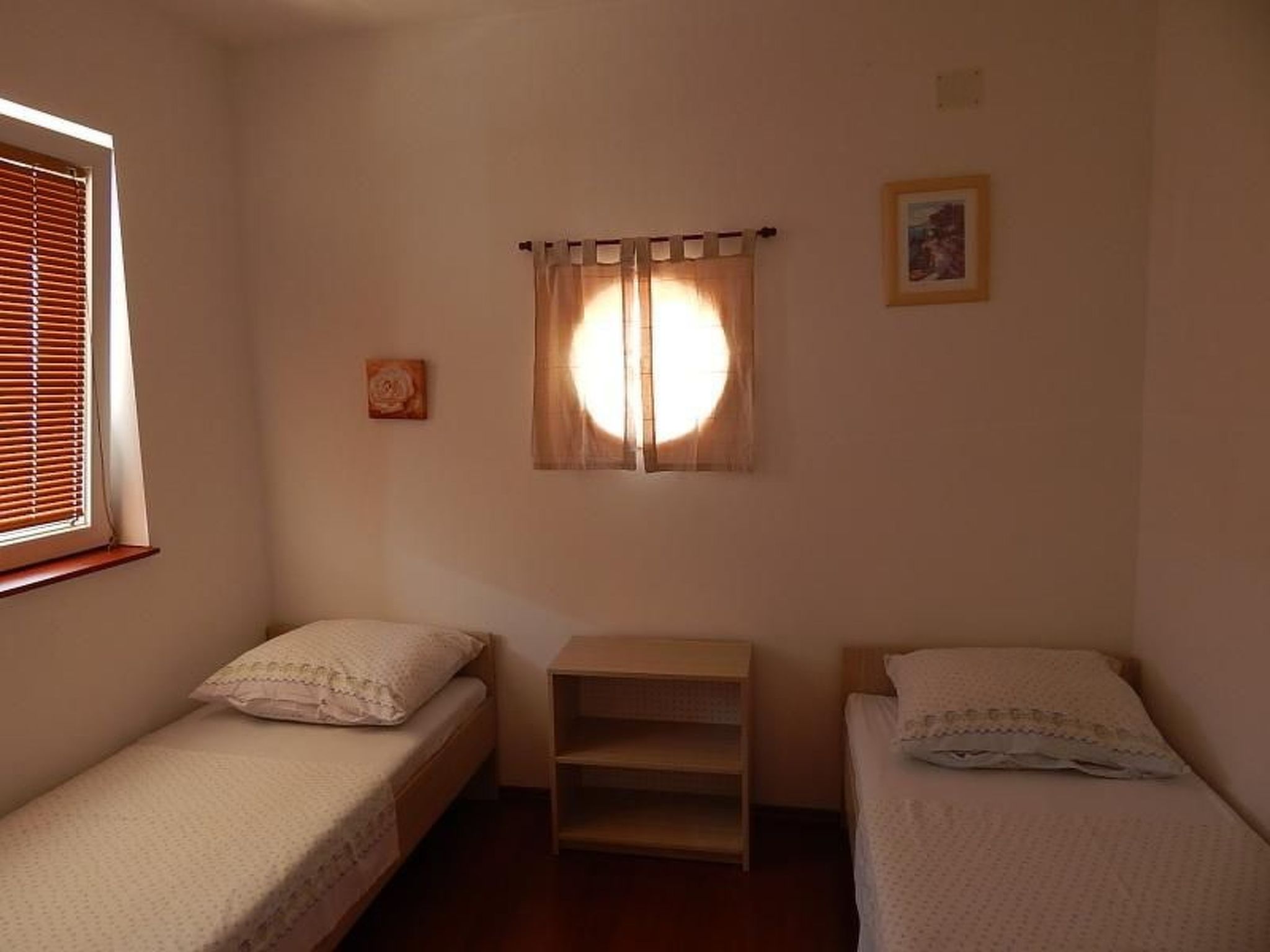 Appartement mit Balkon-Image-tags.info