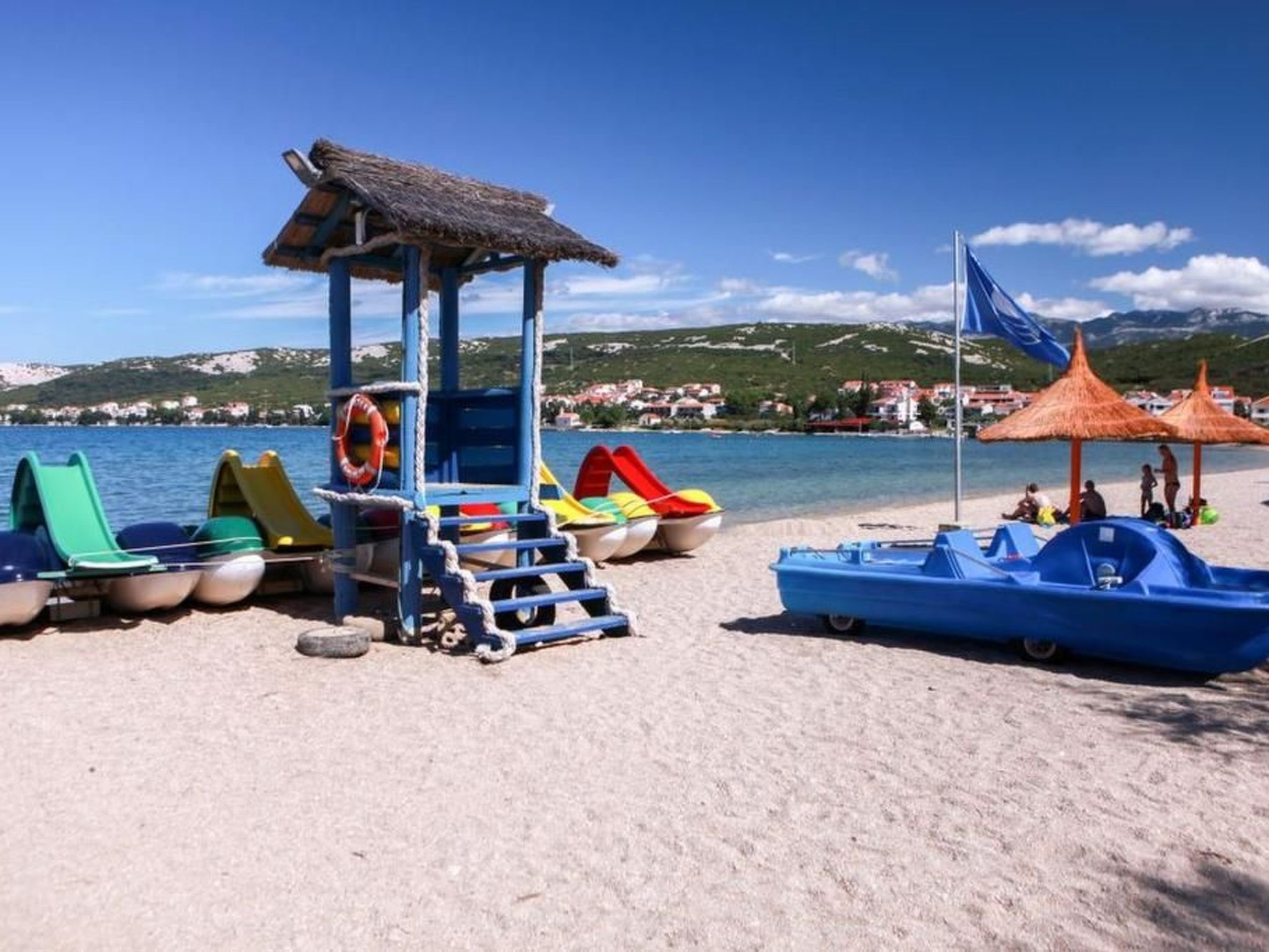 Appartement mit Balkon-Image-tags.info