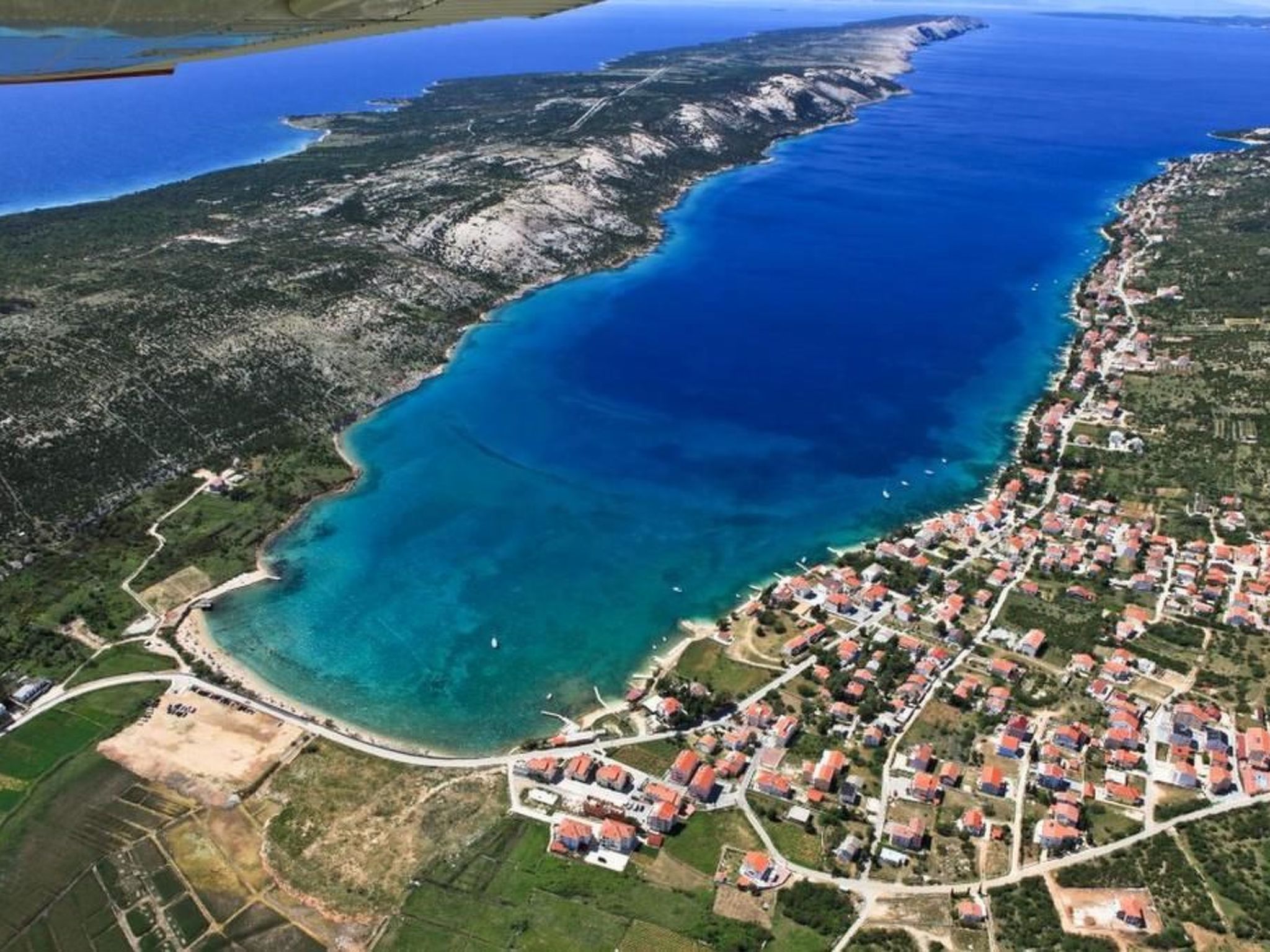 Appartement mit Balkon-Image-tags.info