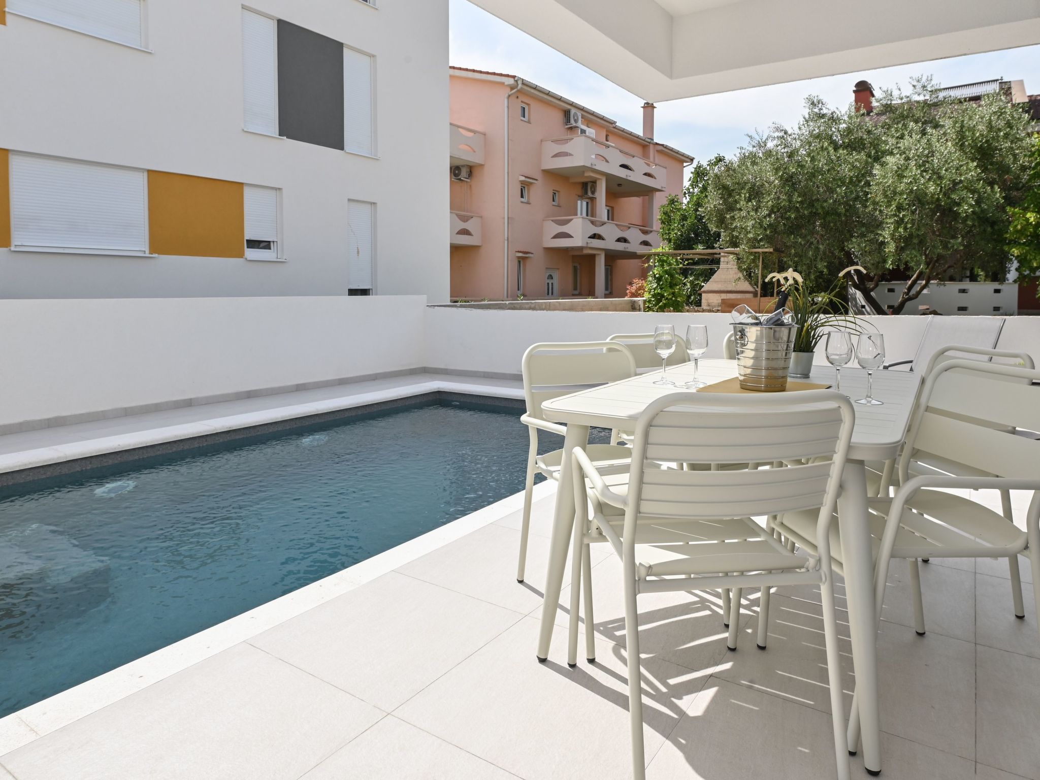 Villa mit privatem Pool für 20 Personen-Image-tags.info