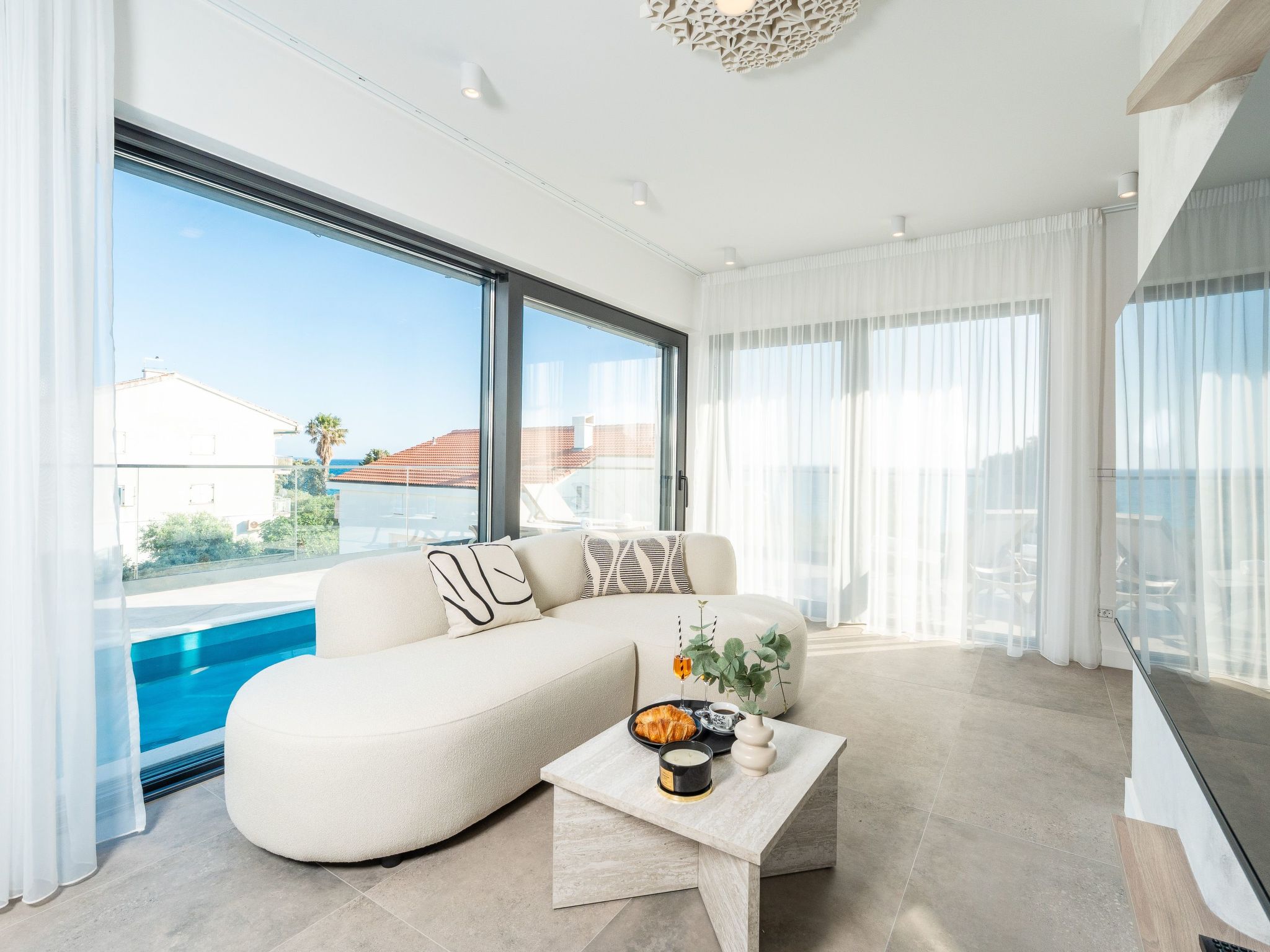 Vier-Schlafzimmer-Wohnung Dantela mit Tauchbecken-Binnen