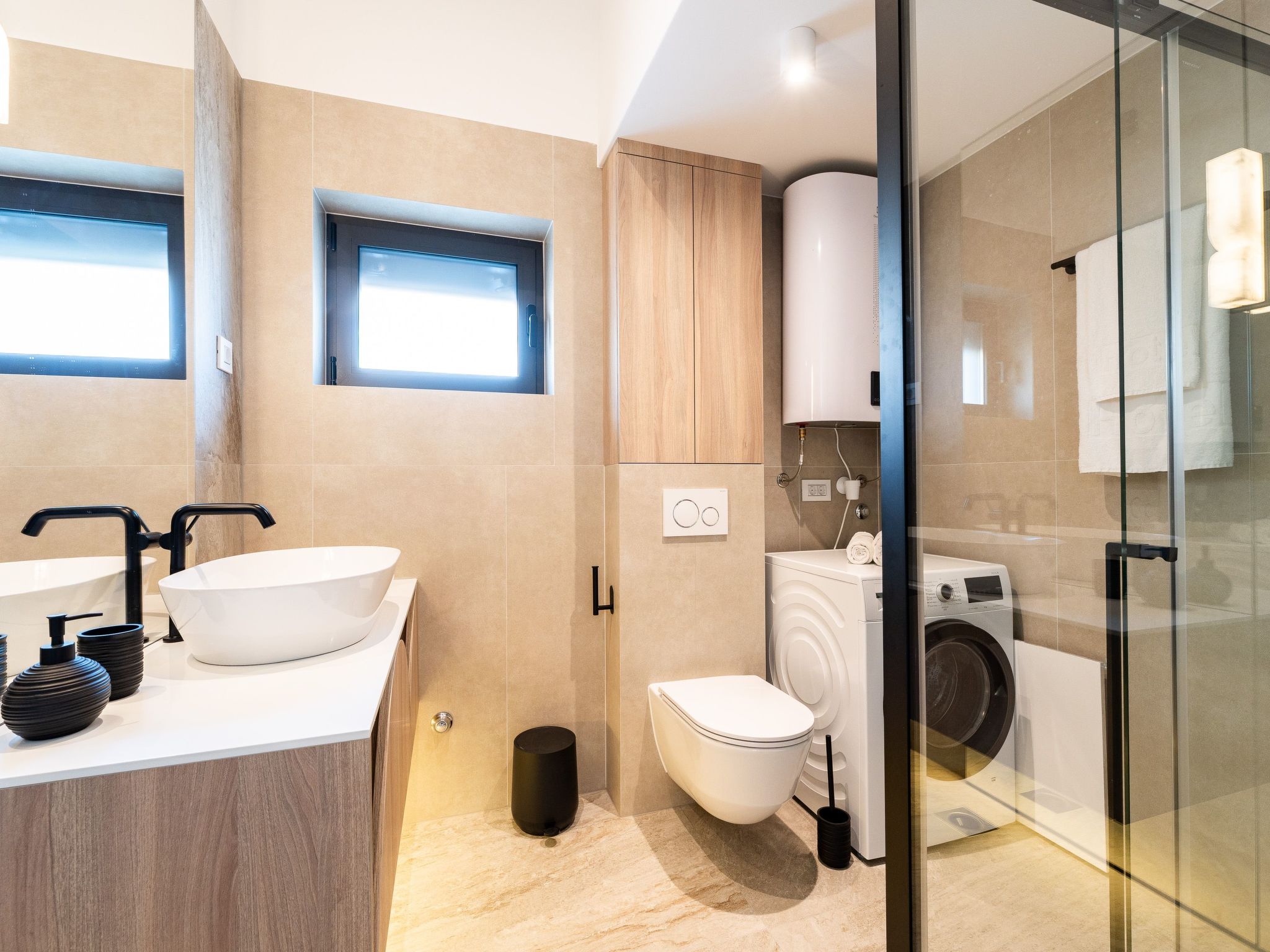 Vier-Schlafzimmer-Wohnung Dantela mit Tauchbecken-Binnen