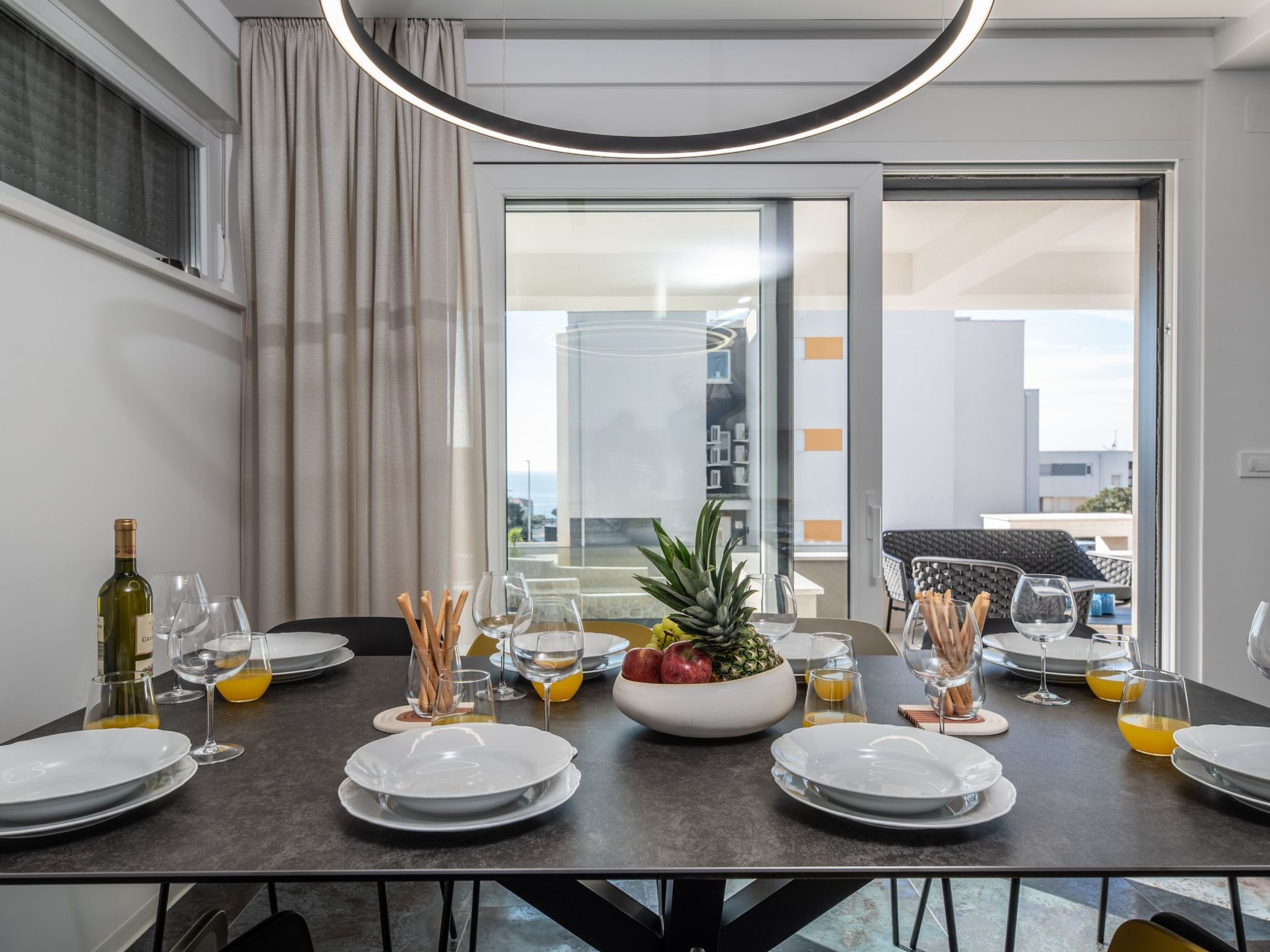 Luxusvilla Travera mit privatem Pool und Jacuzzi-Image-tags.info