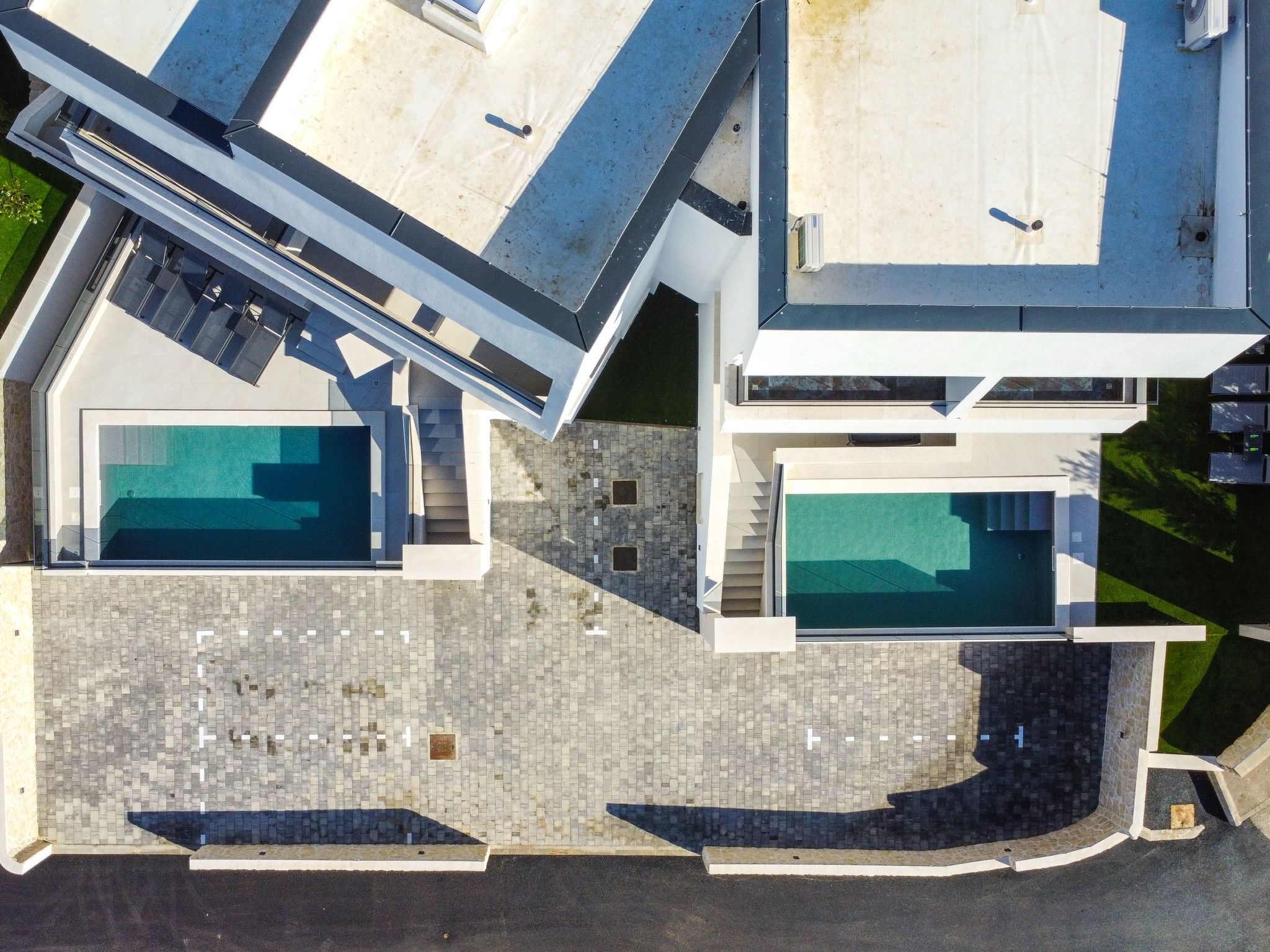 Luxusvilla Travera mit privatem Pool und Sauna-Image-tags.info