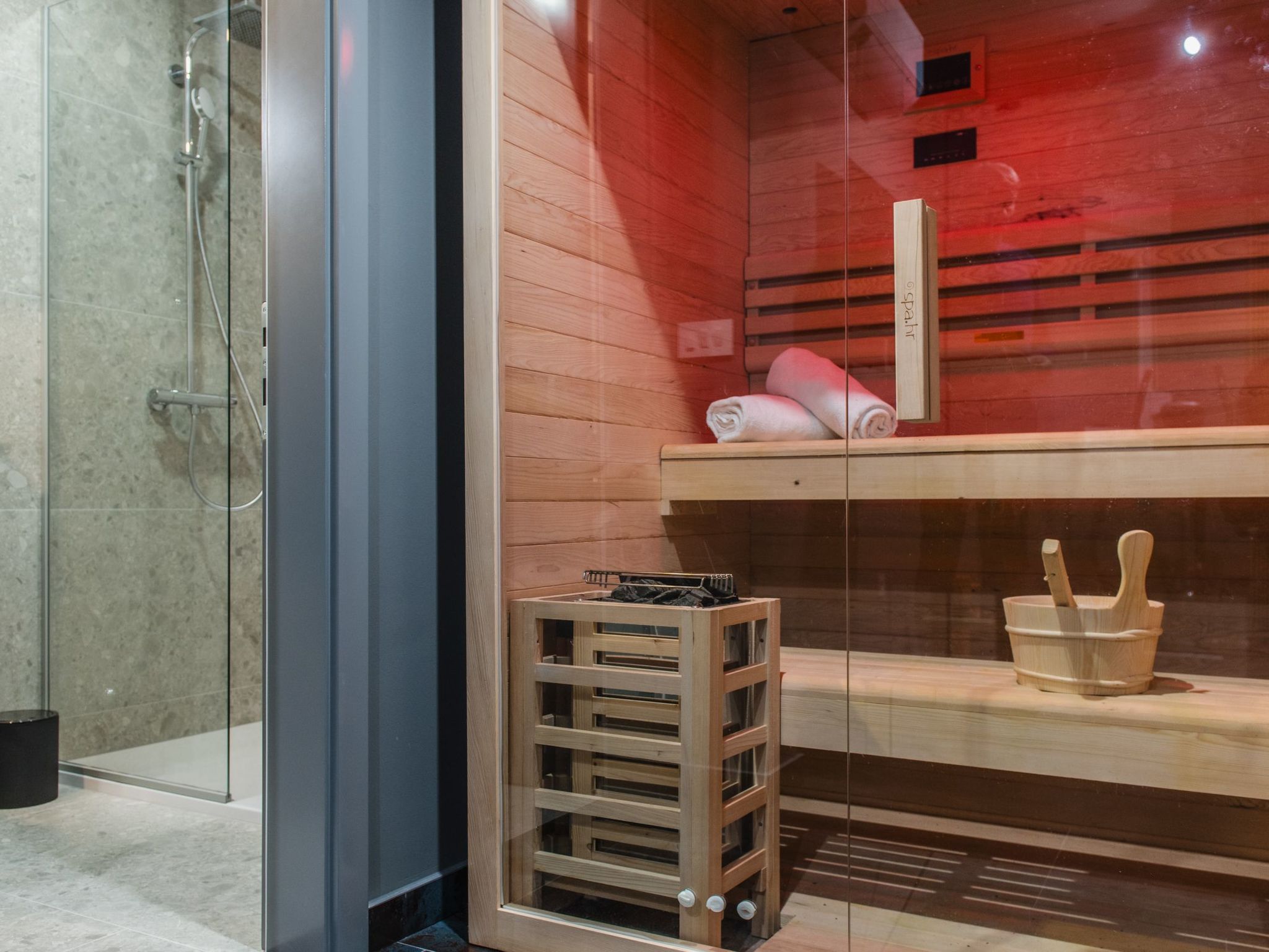 Luxusvilla Travera mit privatem Pool und Sauna-Image-tags.info