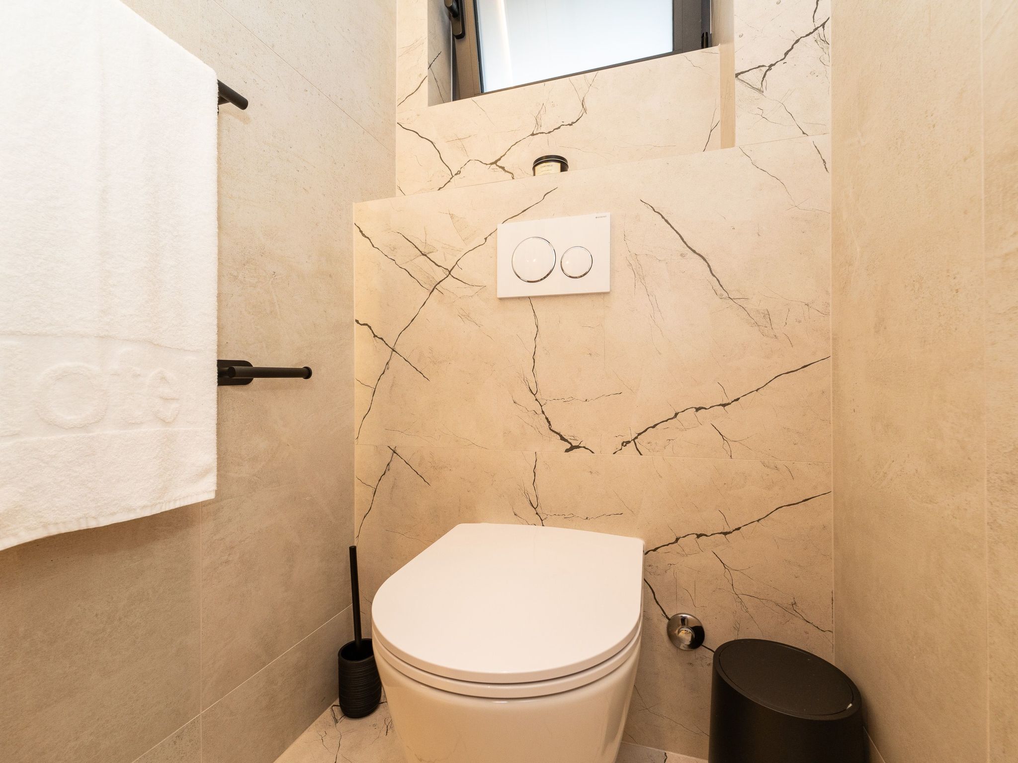 Zwei-Schlafzimmer-Wohnung Dantela mit privatem Pool-Binnen