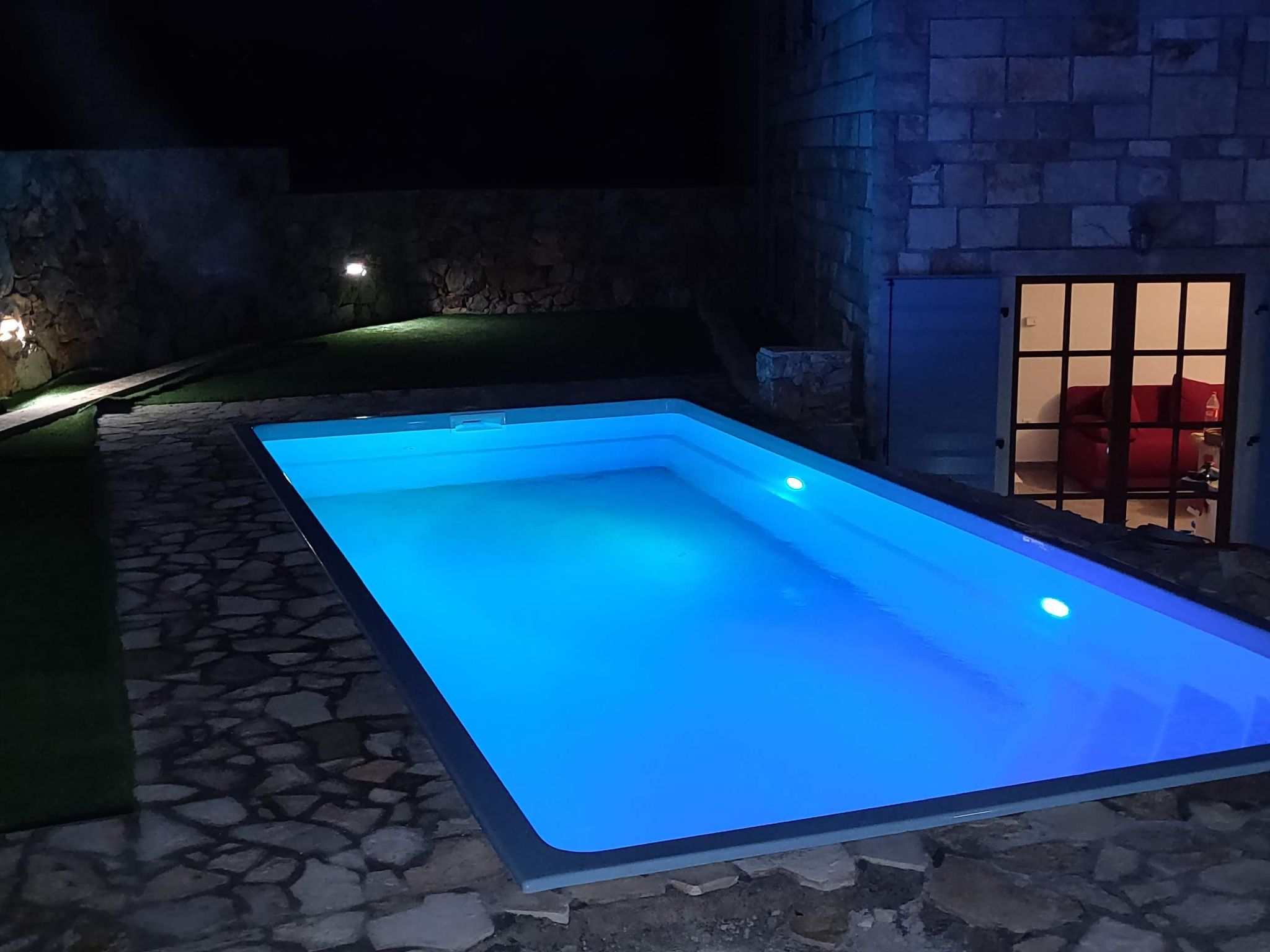 In Novalja mit Privatem Pool-Binnen