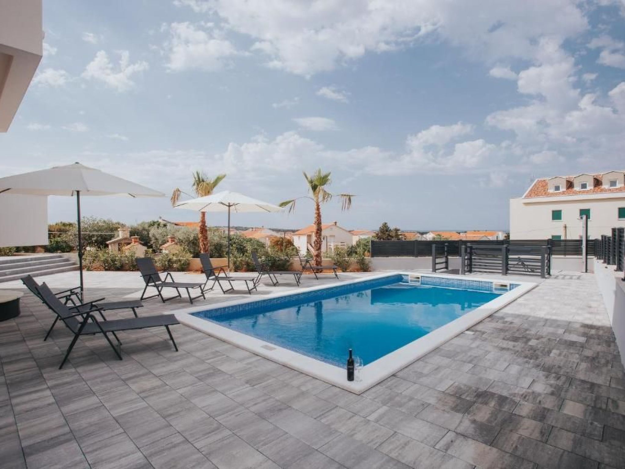 Pool Villa Aldura-Image-tags.info