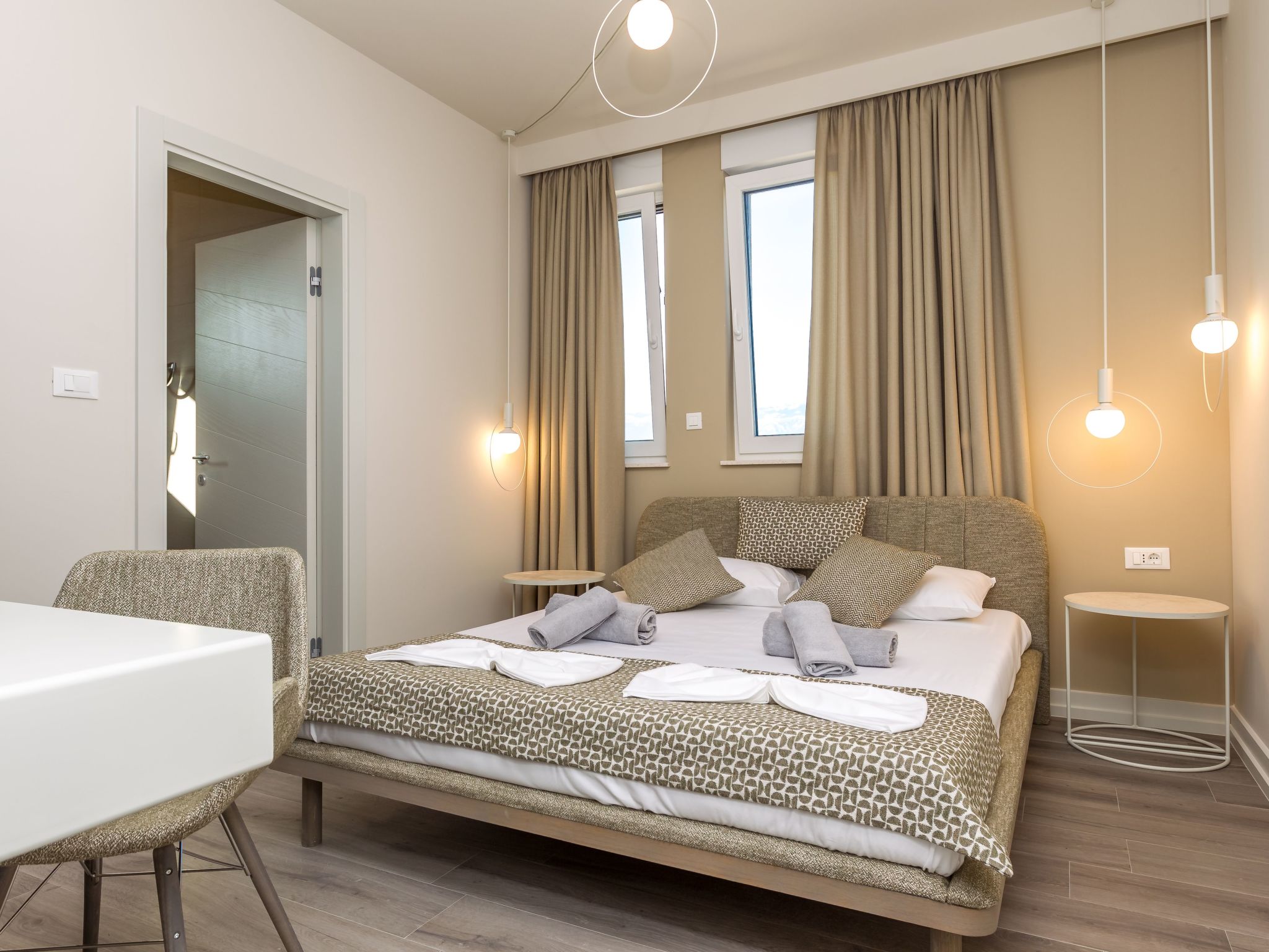 Villa Sara-Image-tags.info