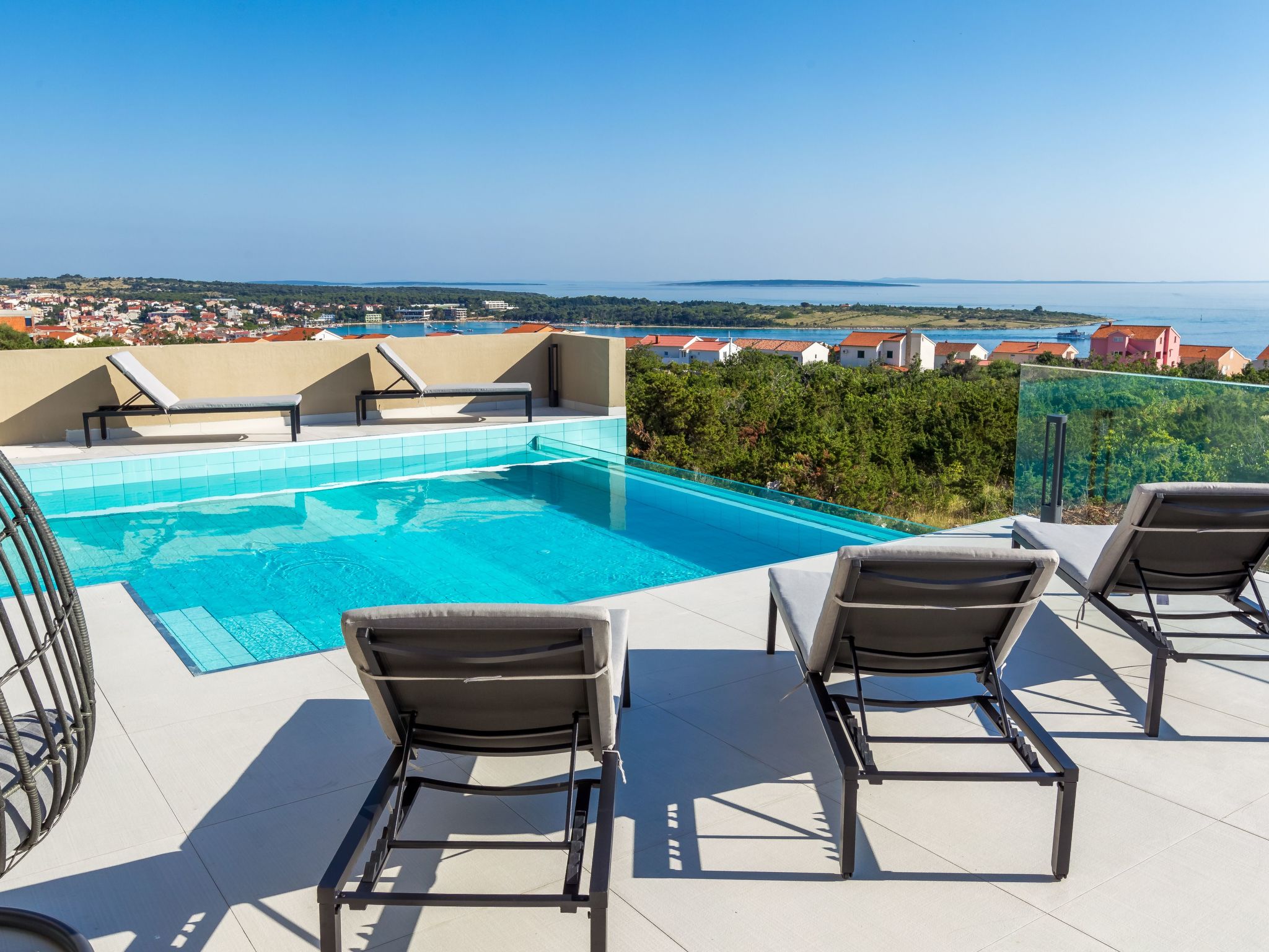 Villa Sara-Image-tags.info