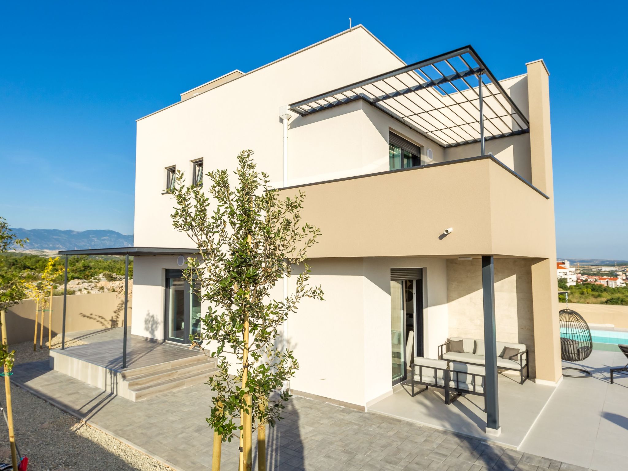 Villa Sara-Image-tags.info