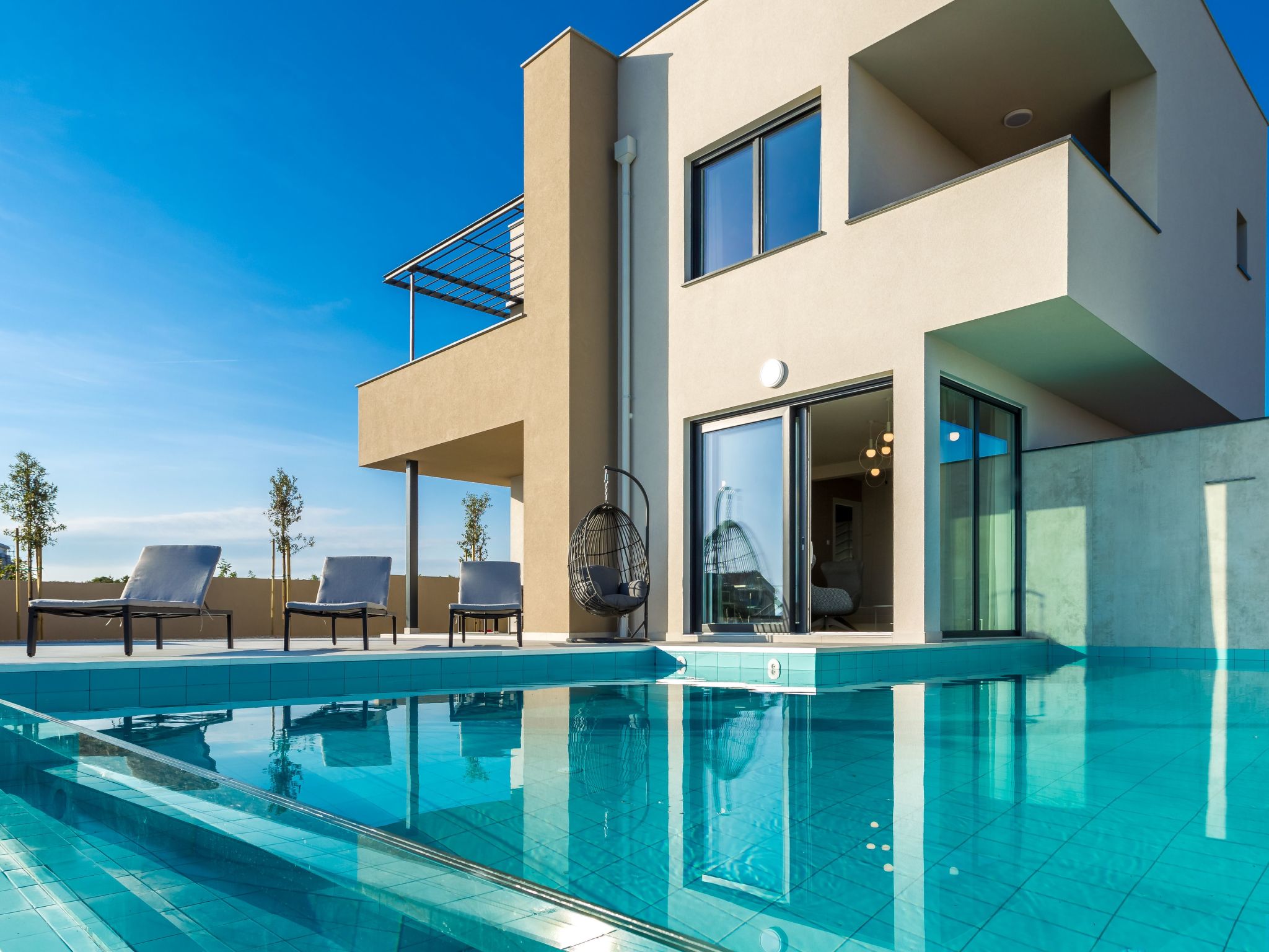 Villa Sara-Image-tags.info