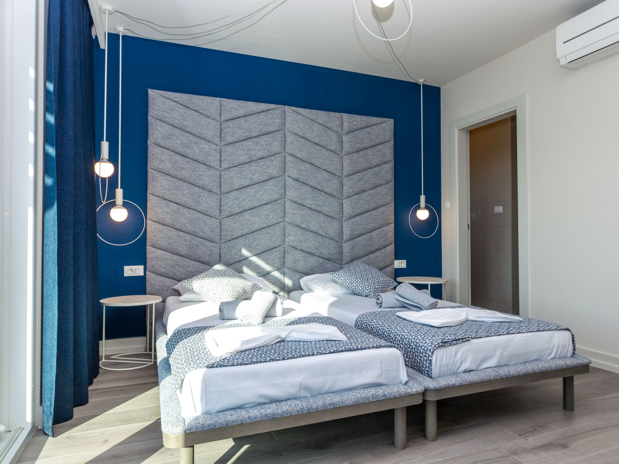 Villa Sara-Image-tags.info